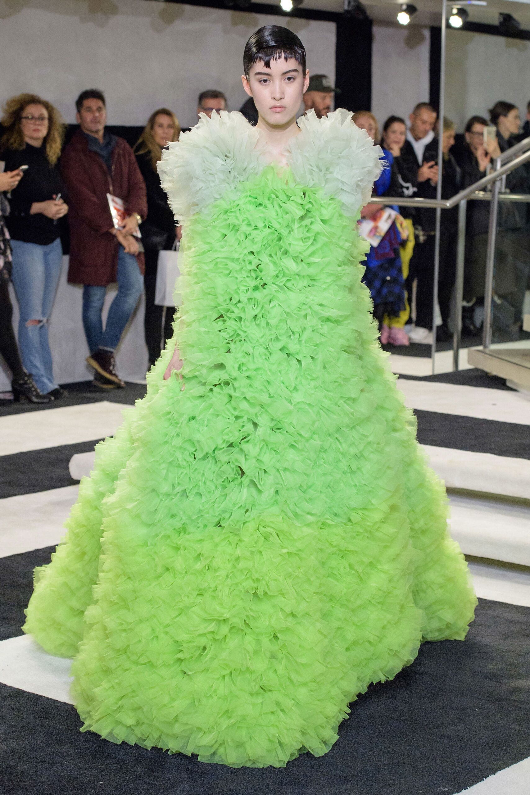 Tomo Koizumi F/W 19 Look 20
