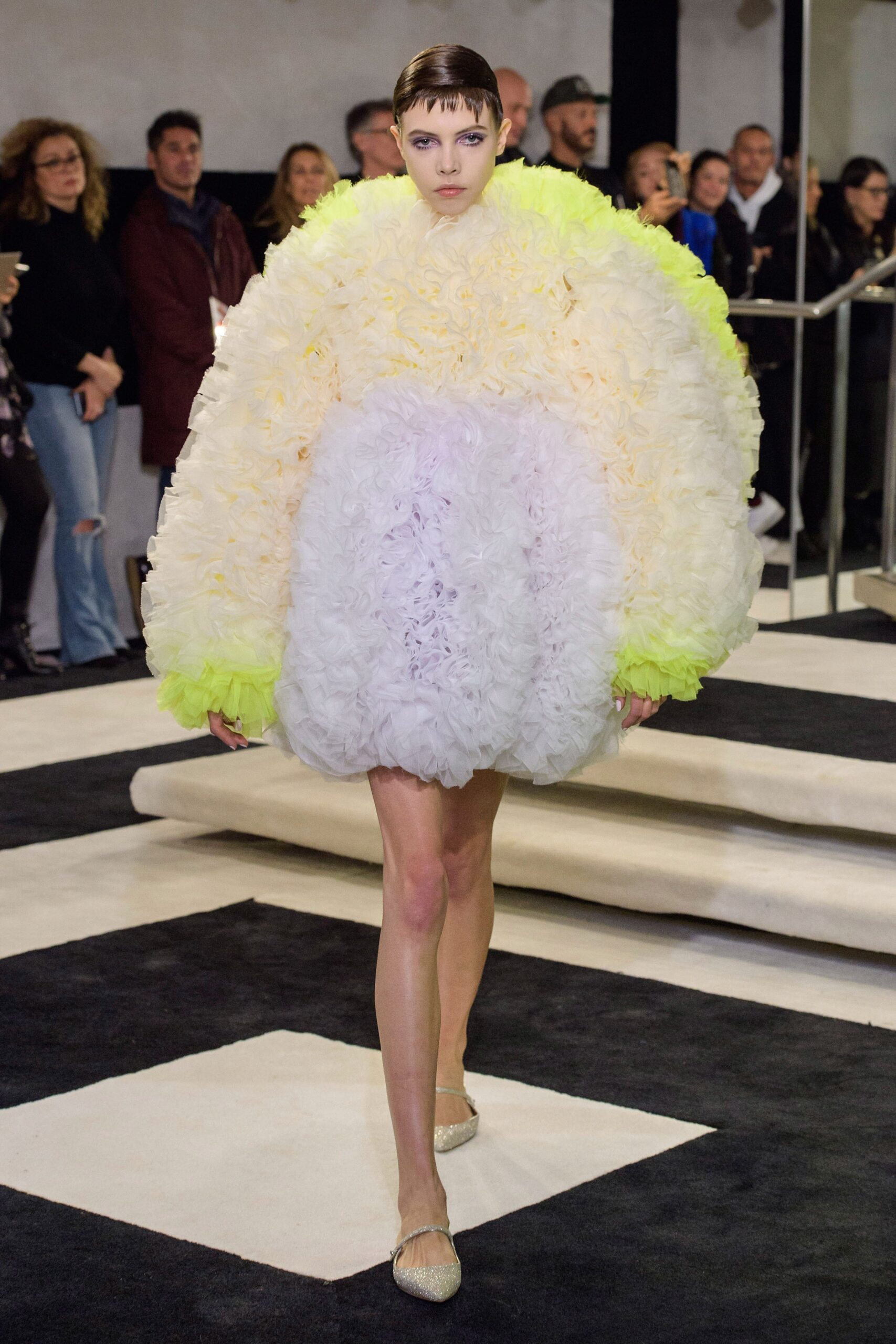 Tomo Koizumi F/W 19 Look 22