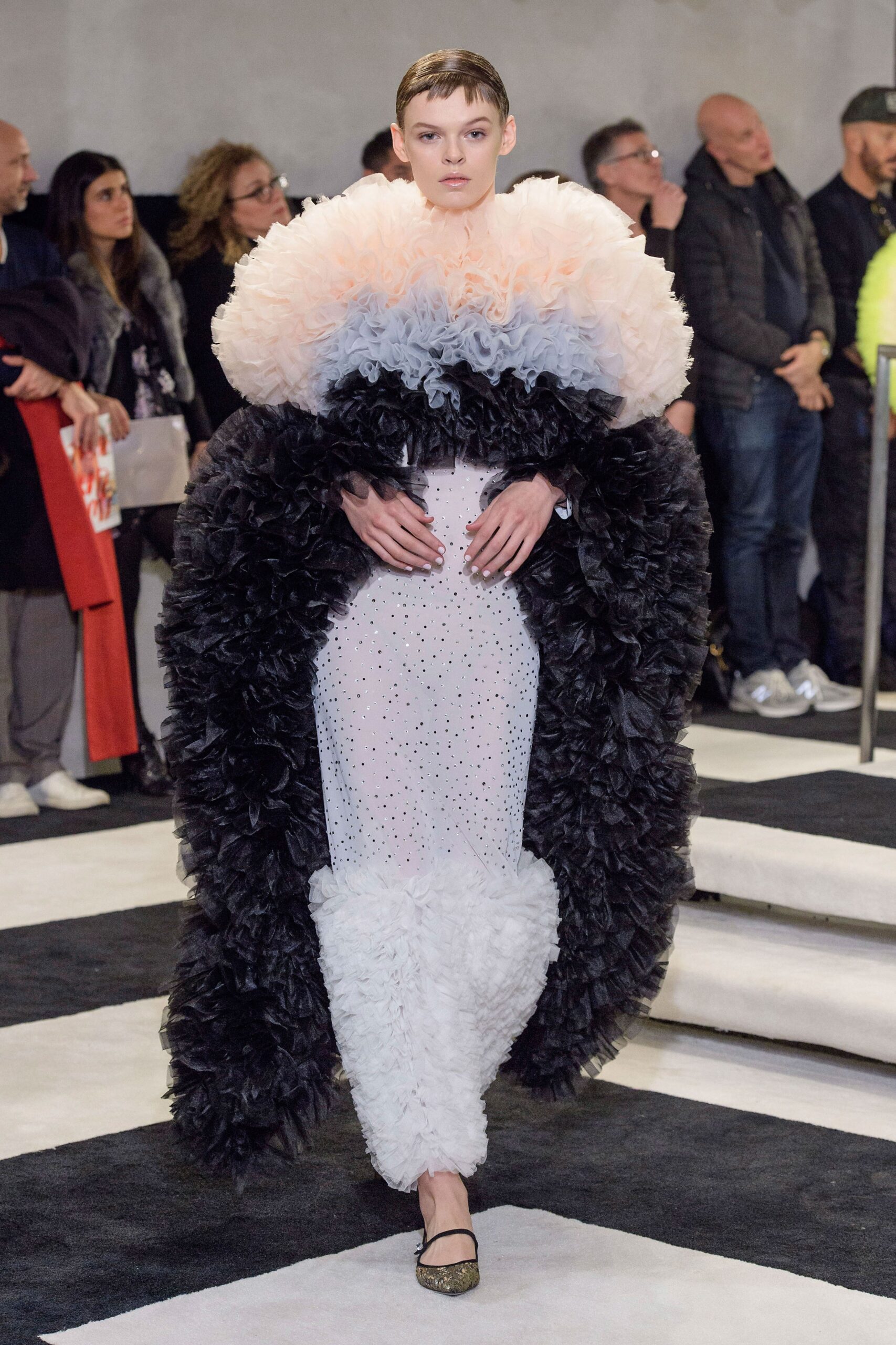 Tomo Koizumi F/W 19 Look 24