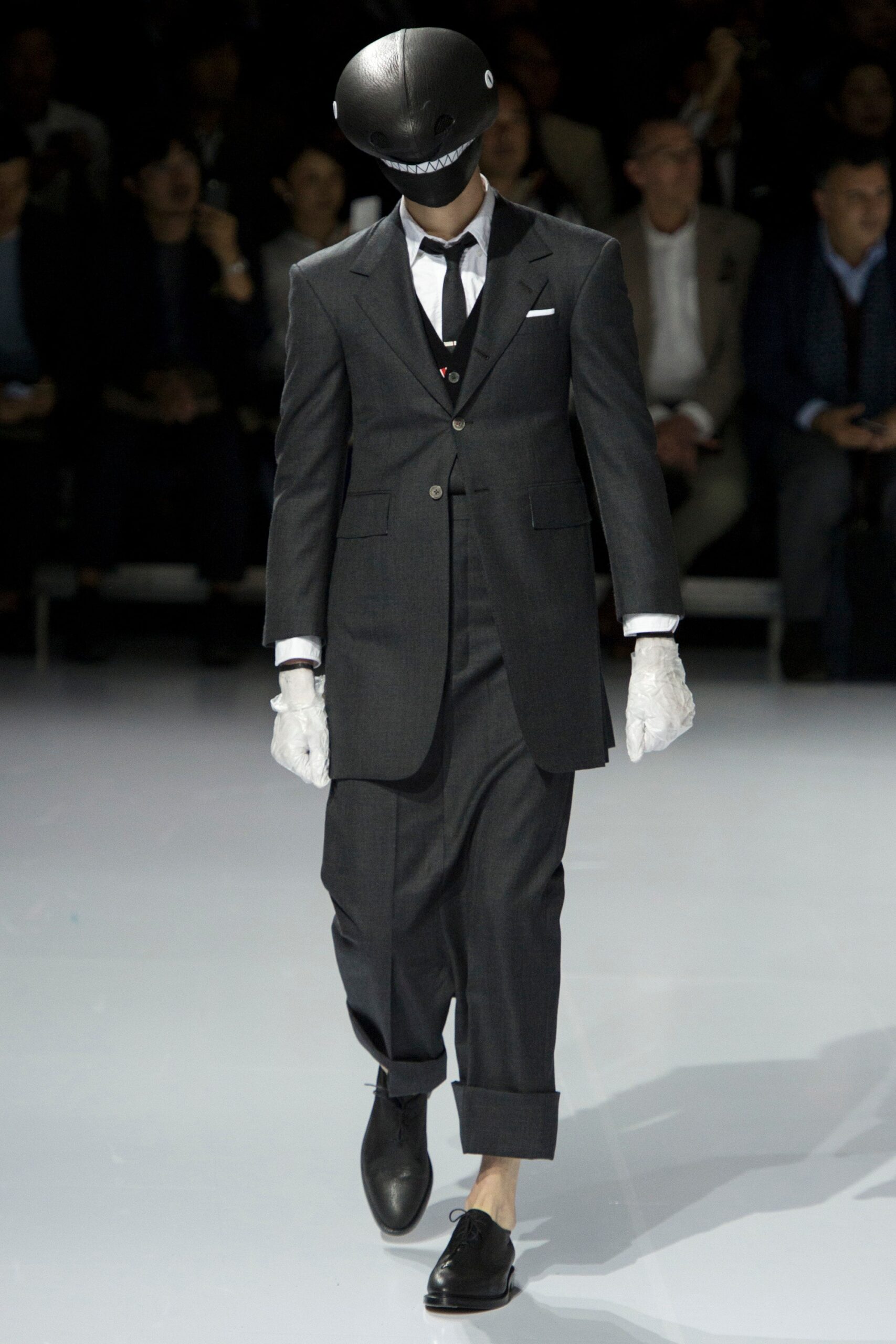 Thom Browne S/S 17 Menswear Look 1