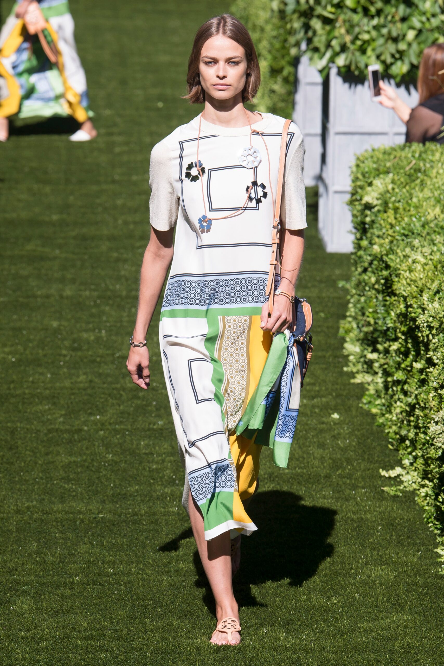 Tory Burch S/S 18 Look 2