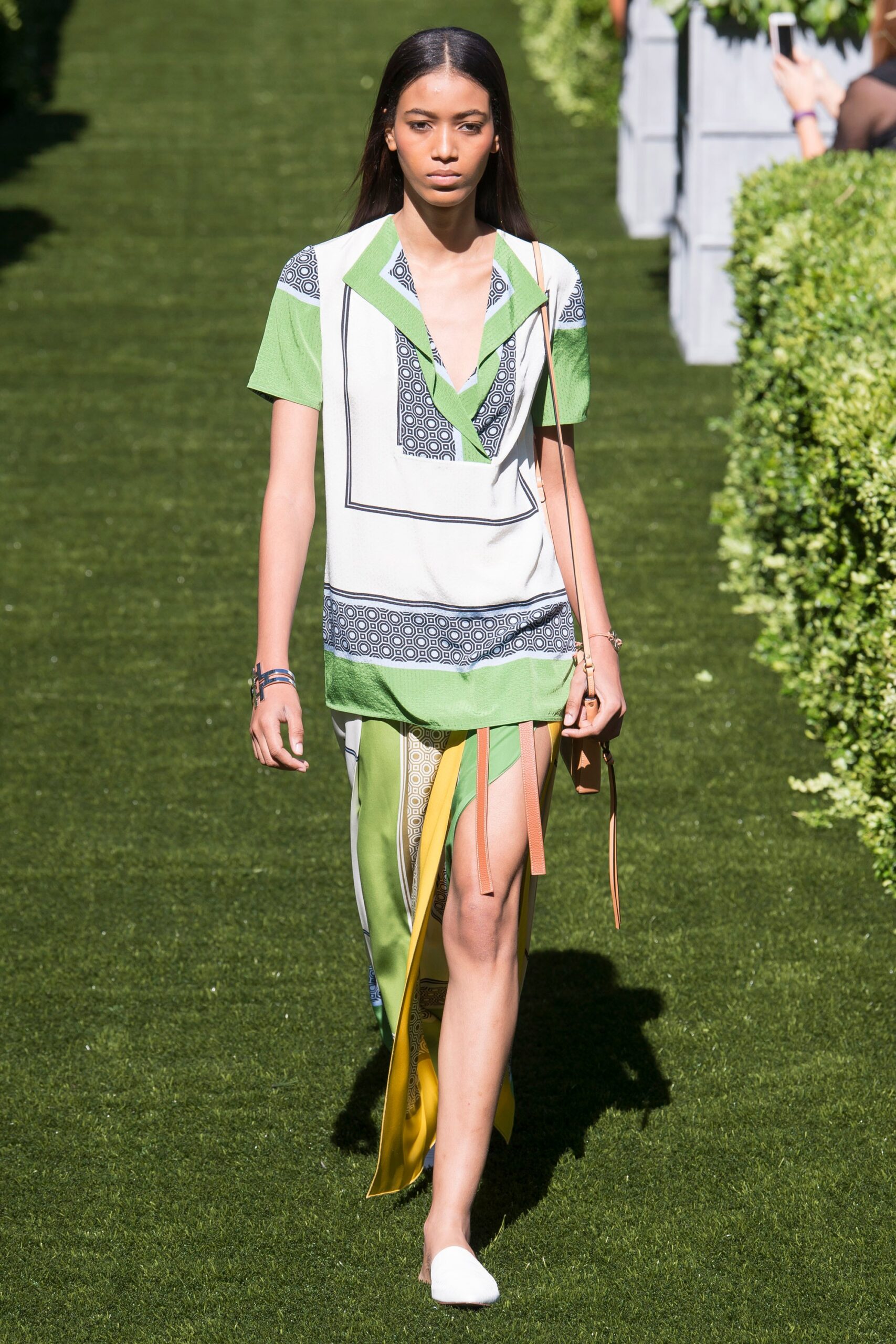 Tory Burch S/S 18 Look 3