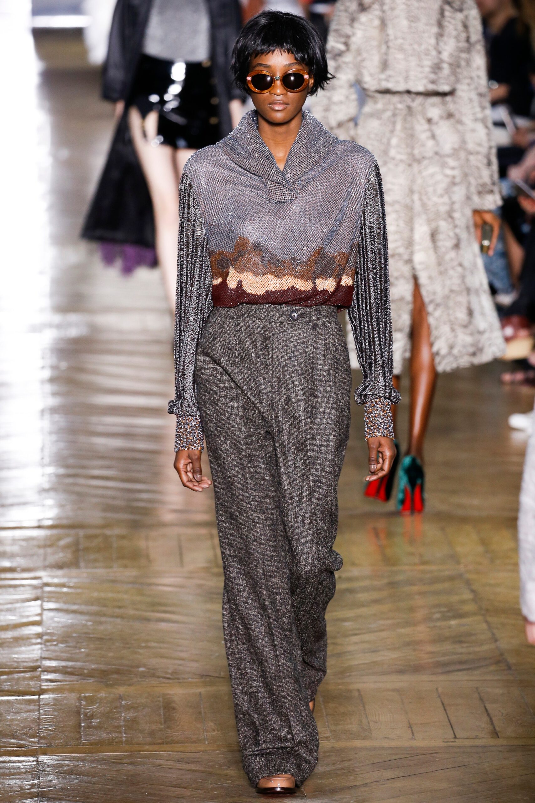 Ulyana Sergeenko F/W 16 Couture Look 4