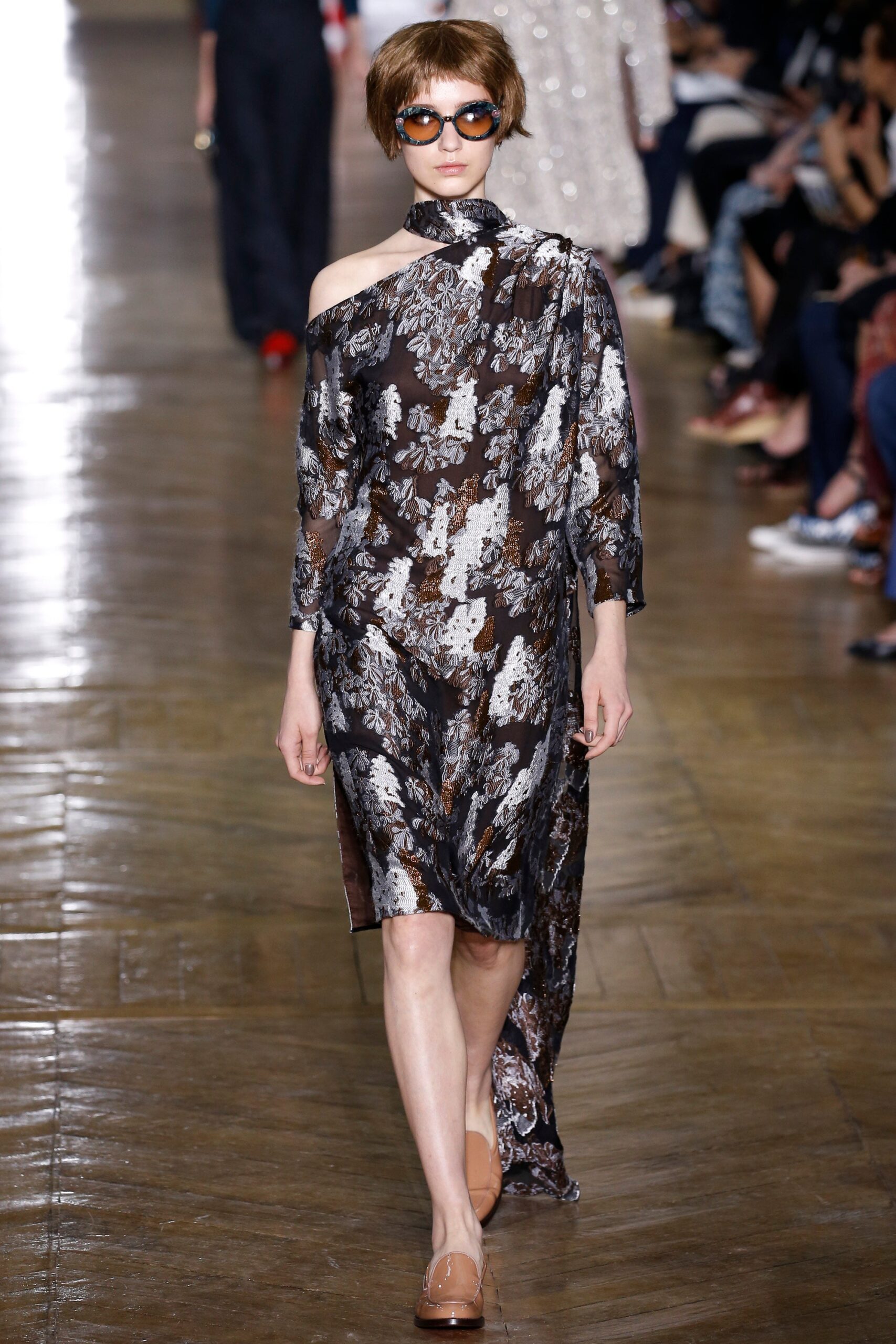 Ulyana Sergeenko F/W 16 Couture Look 13