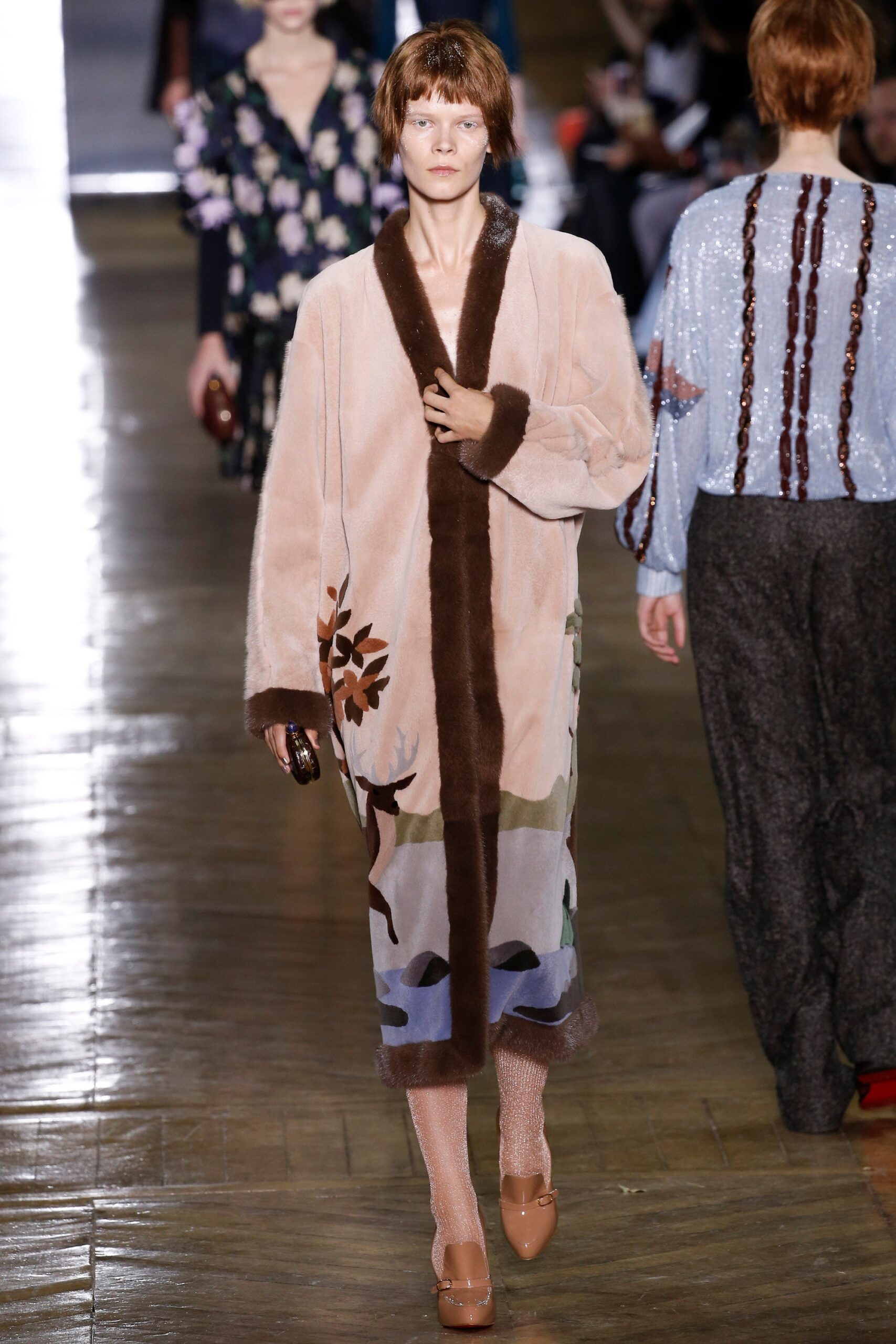Ulyana Sergeenko F/W 16 Couture Look 16