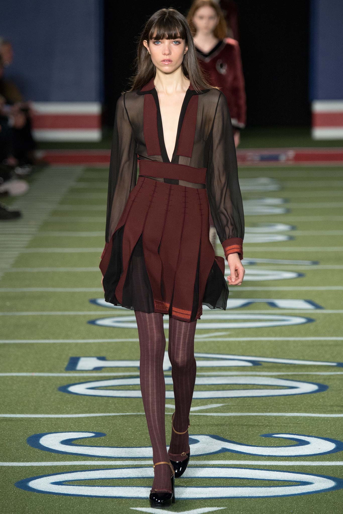 Tommy Hilfiger F/W 15 Look 11