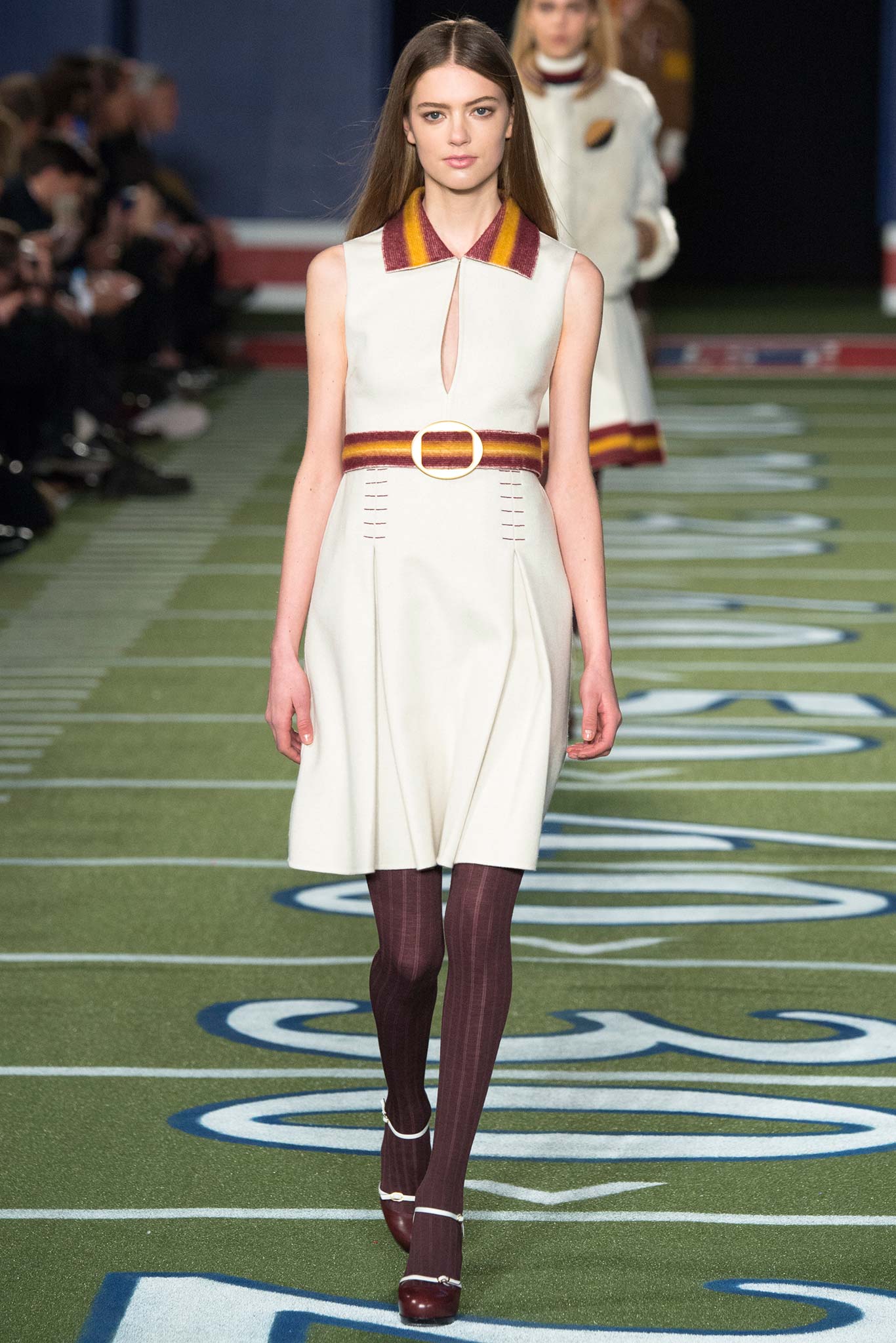 Tommy Hilfiger F/W 15 Look 15