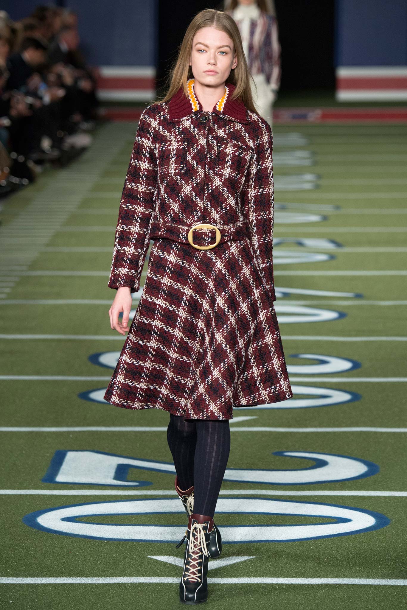 Tommy Hilfiger F/W 15 Look 27