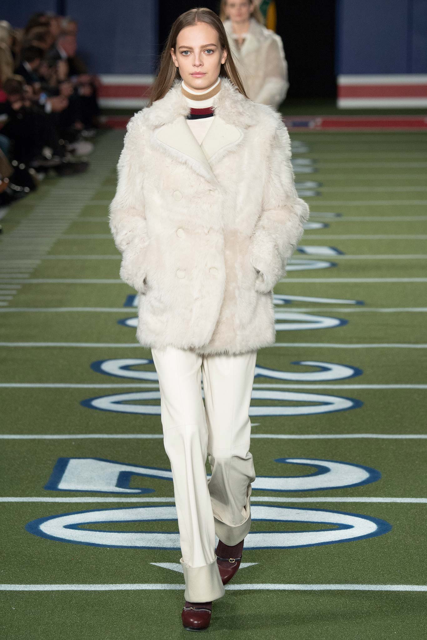 Tommy Hilfiger F/W 15 Look 30