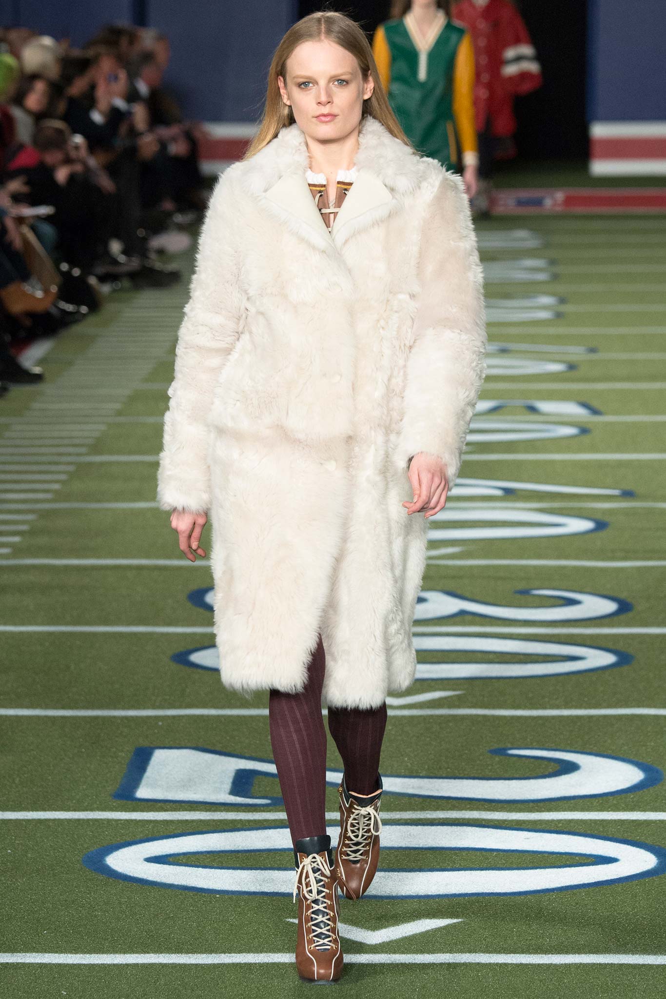 Tommy Hilfiger F/W 15 Look 31