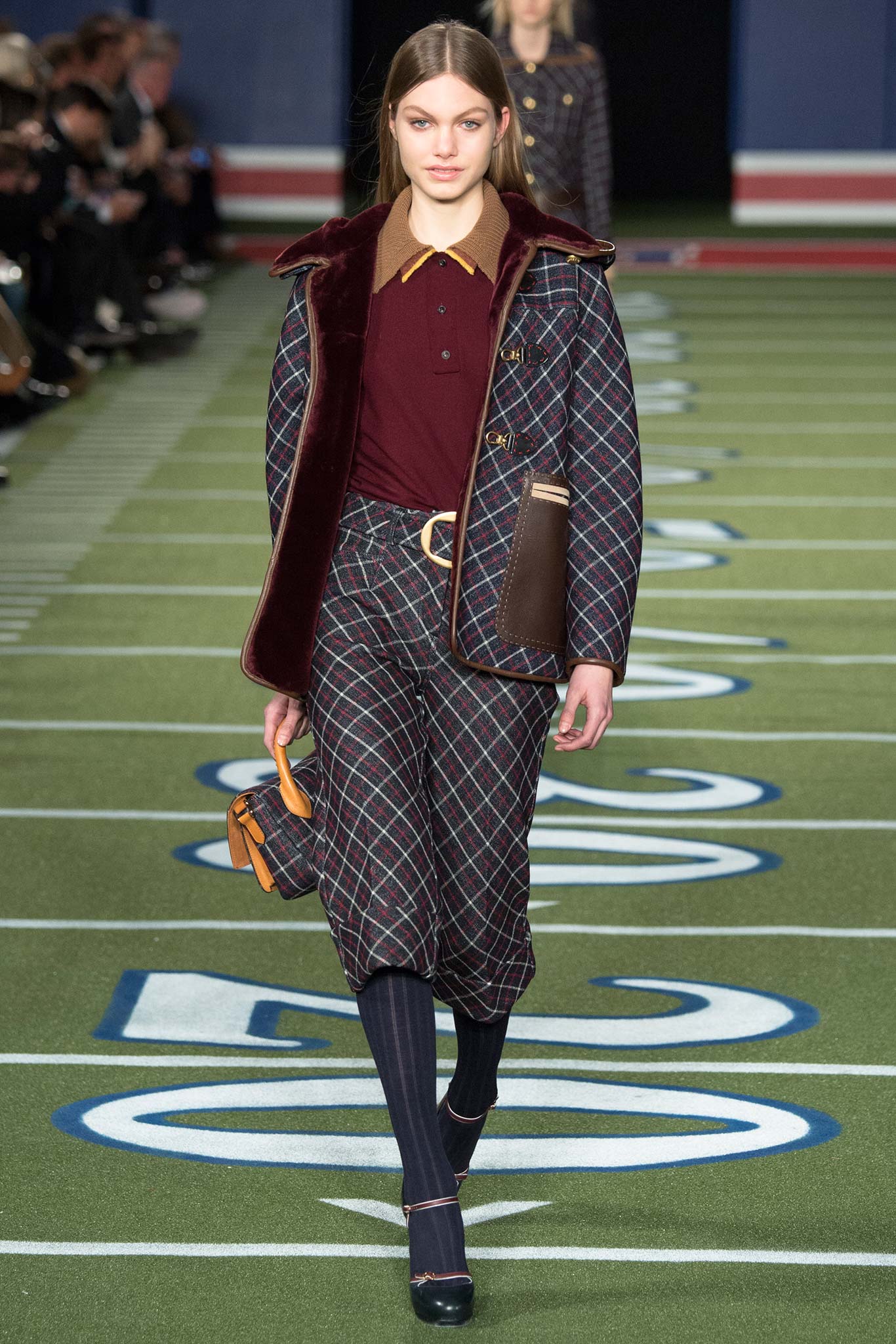 Tommy Hilfiger F/W 15 Look 42