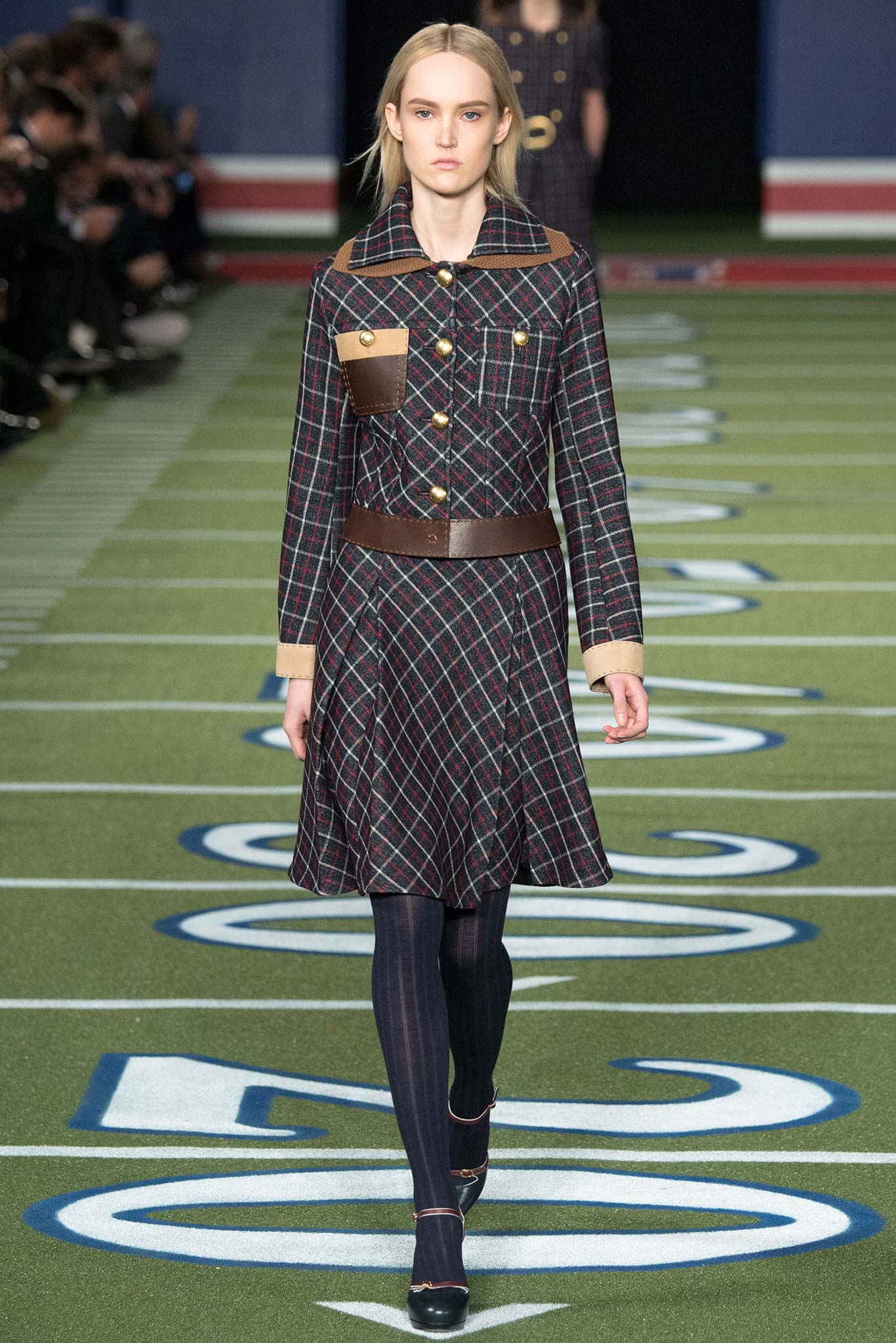 Tommy Hilfiger F/W 15 Look 43