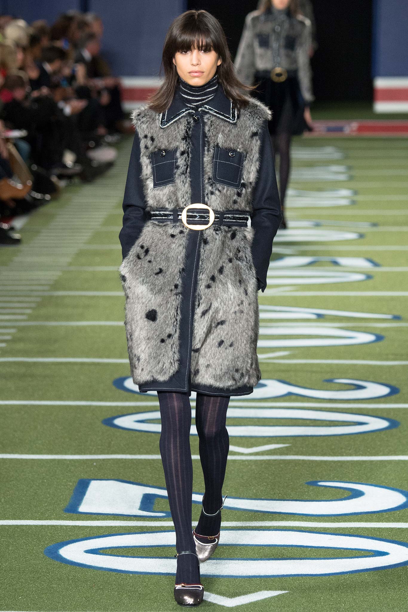 Tommy Hilfiger F/W 15 Look 45