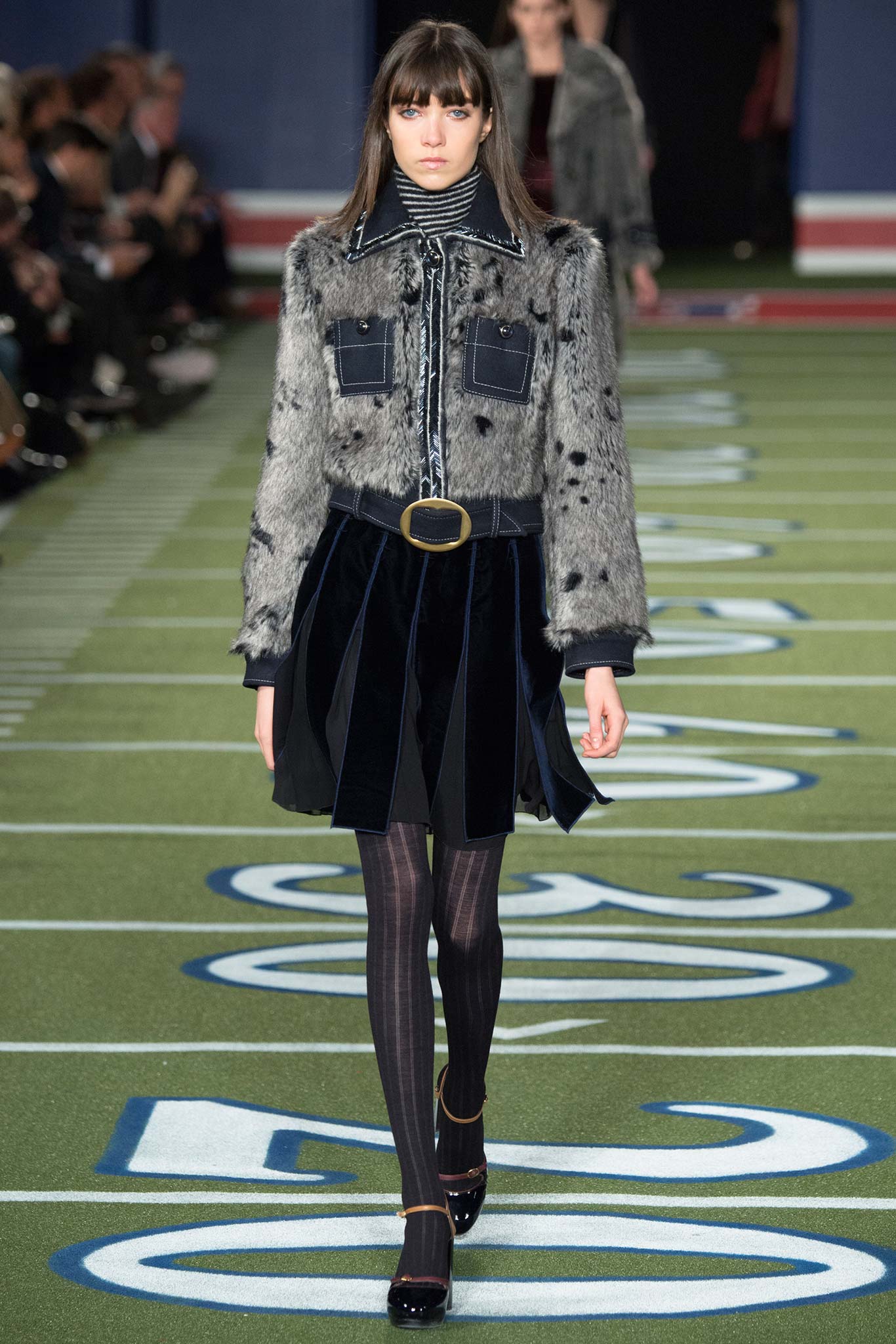 Tommy Hilfiger F/W 15 Look 46