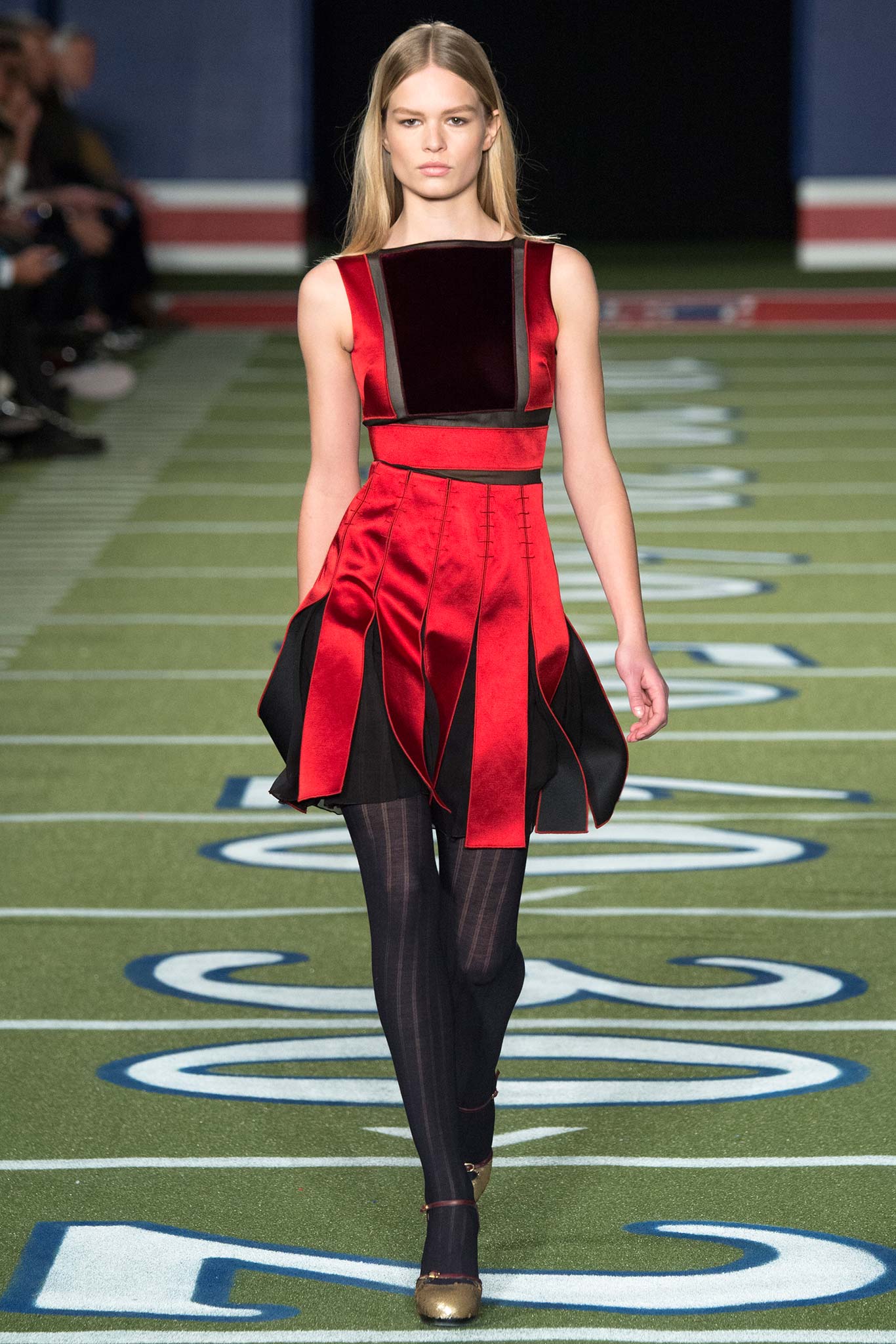 Tommy Hilfiger F/W 15 Look 50