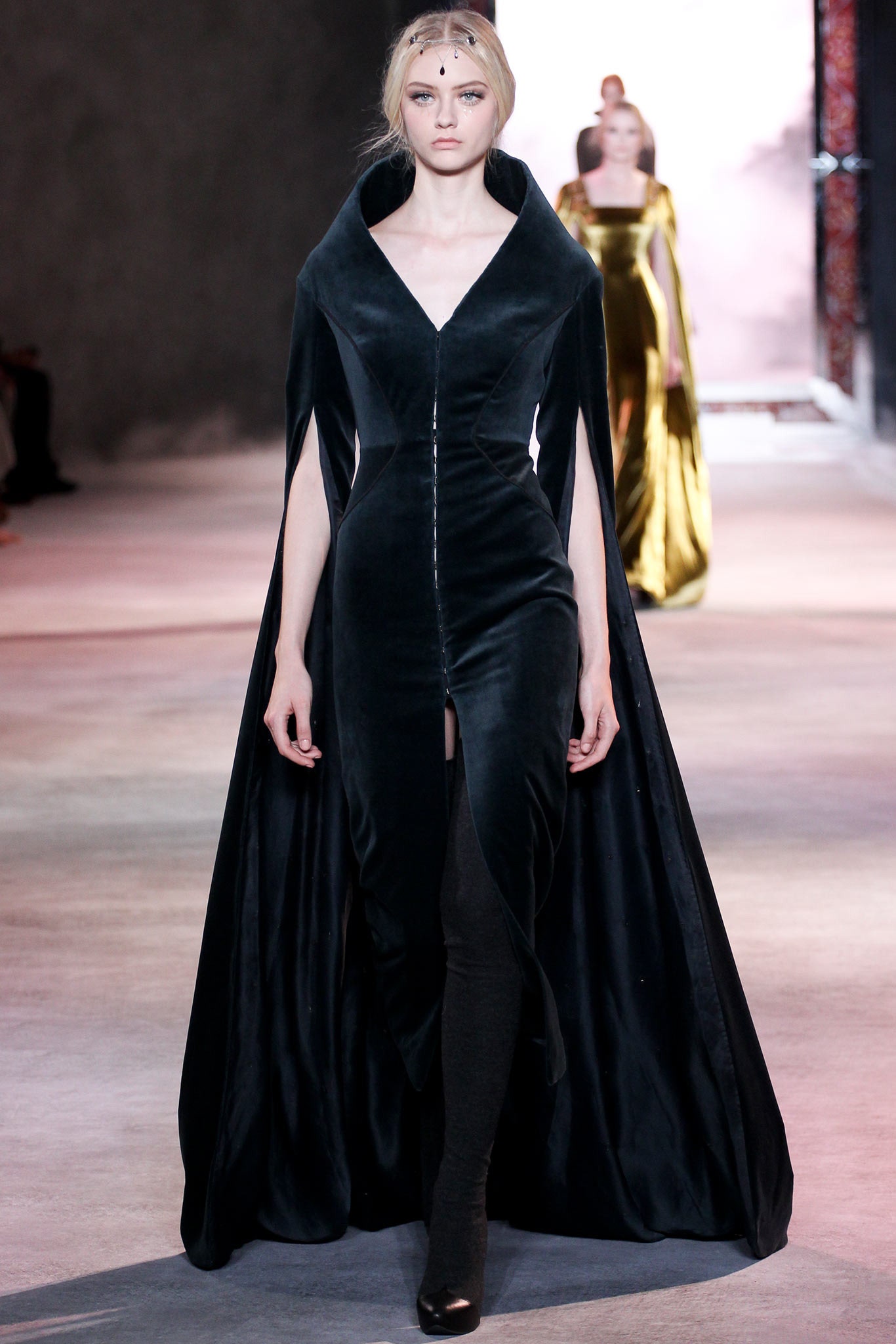Ulyana Sergeenko F/W 13 Couture Look 3