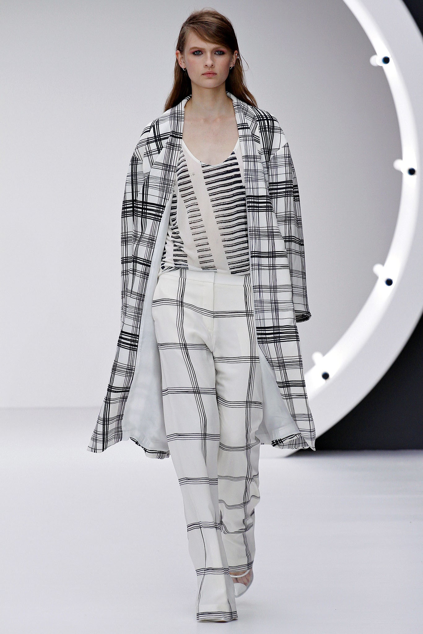 Topshop Unique S/S 13 Look 3