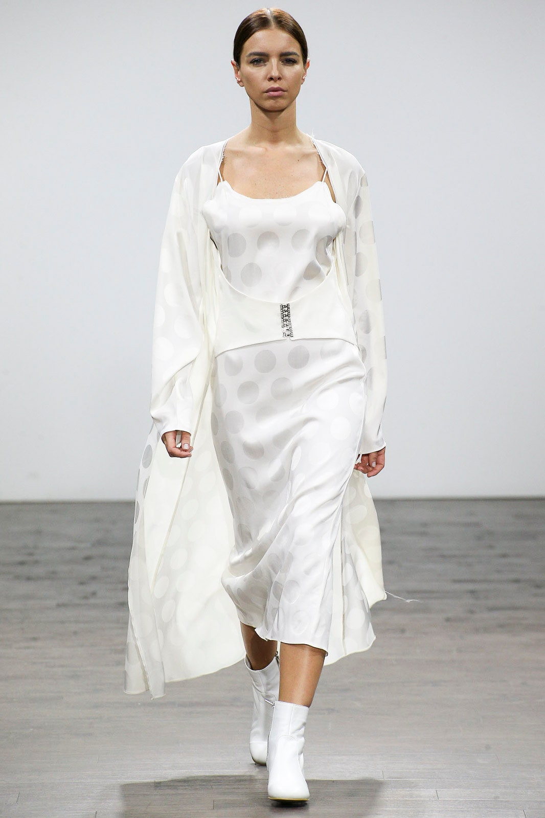 Tatuna Nikolaishvili Tbilisi S/S 17 Look 2