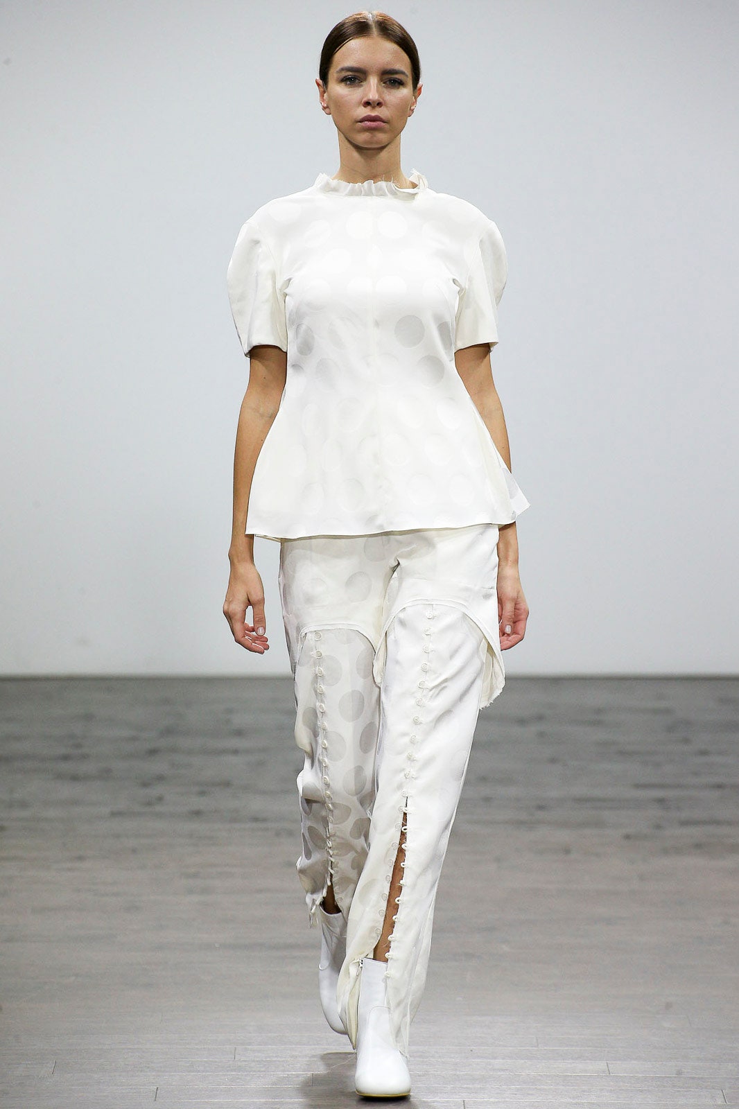 Tatuna Nikolaishvili Tbilisi S/S 17 Look 12