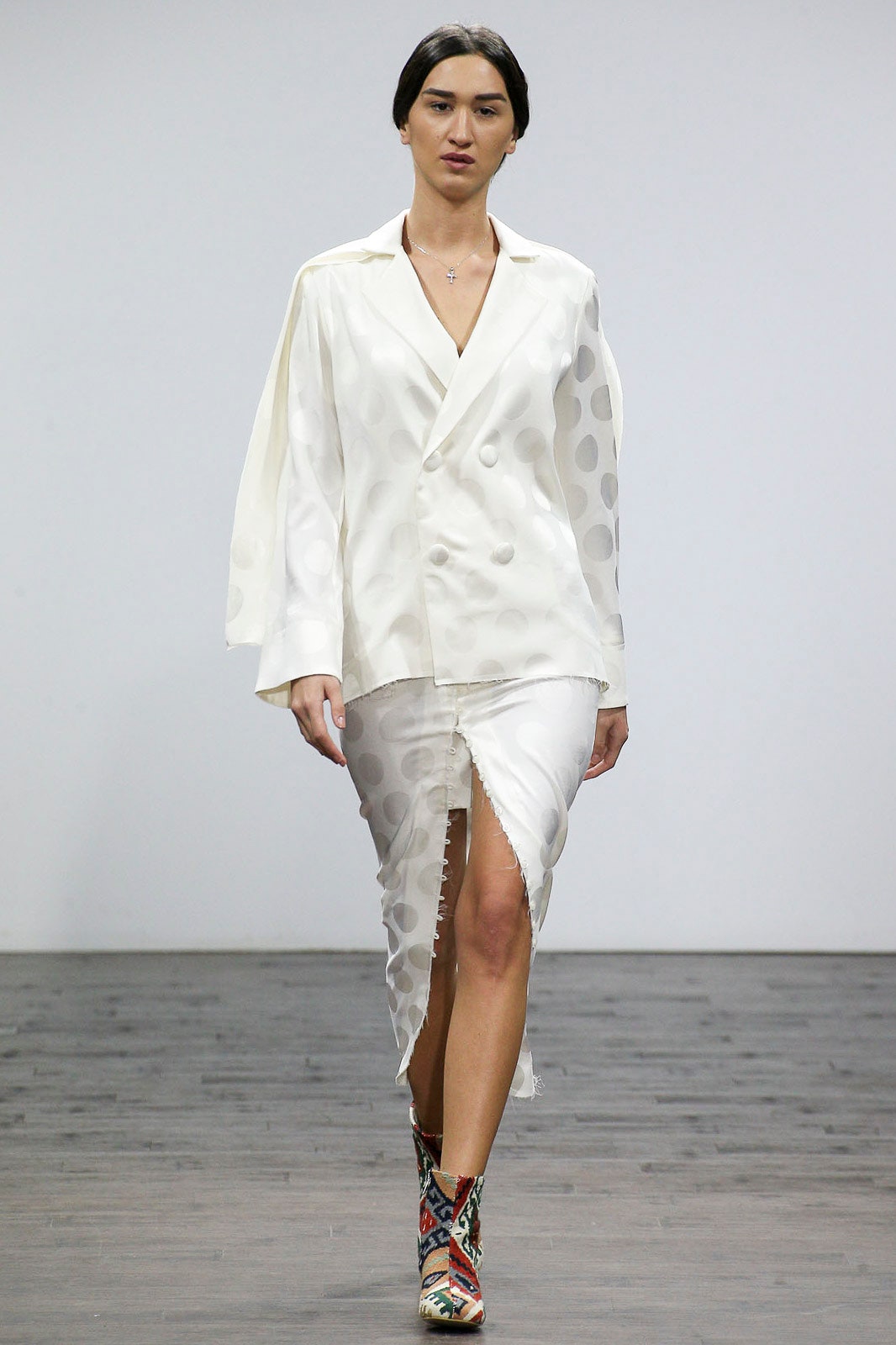Tatuna Nikolaishvili Tbilisi S/S 17 Look 13