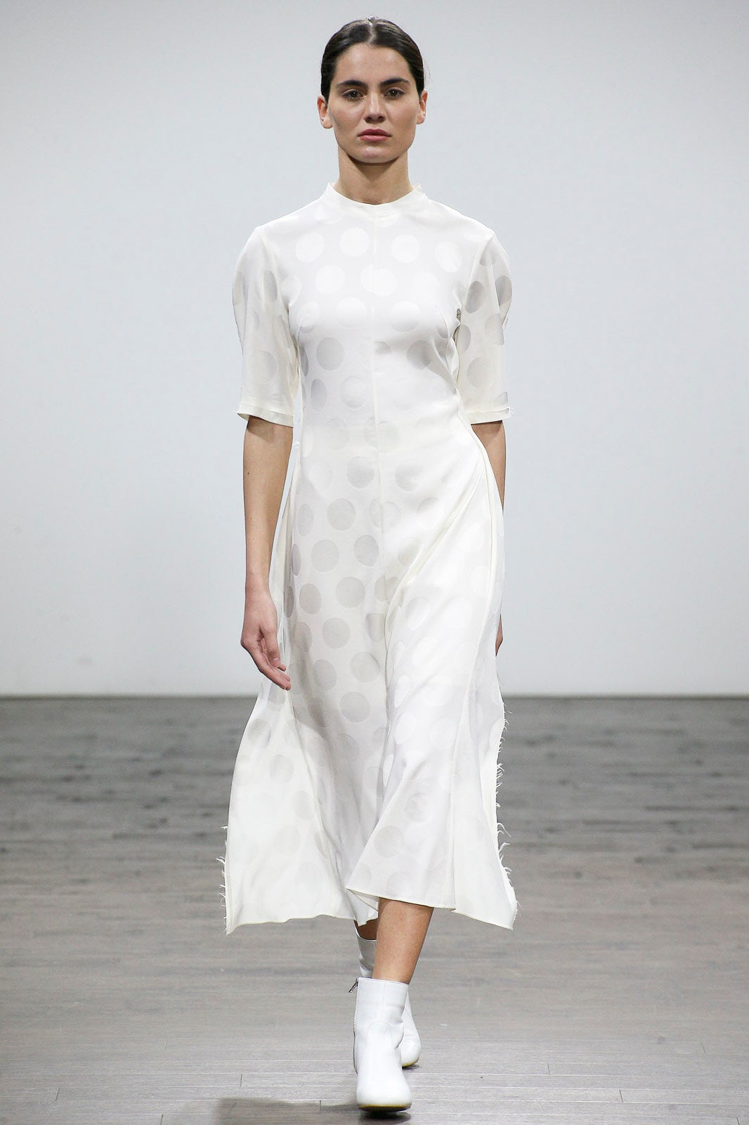 Tatuna Nikolaishvili Tbilisi S/S 17 Look 14