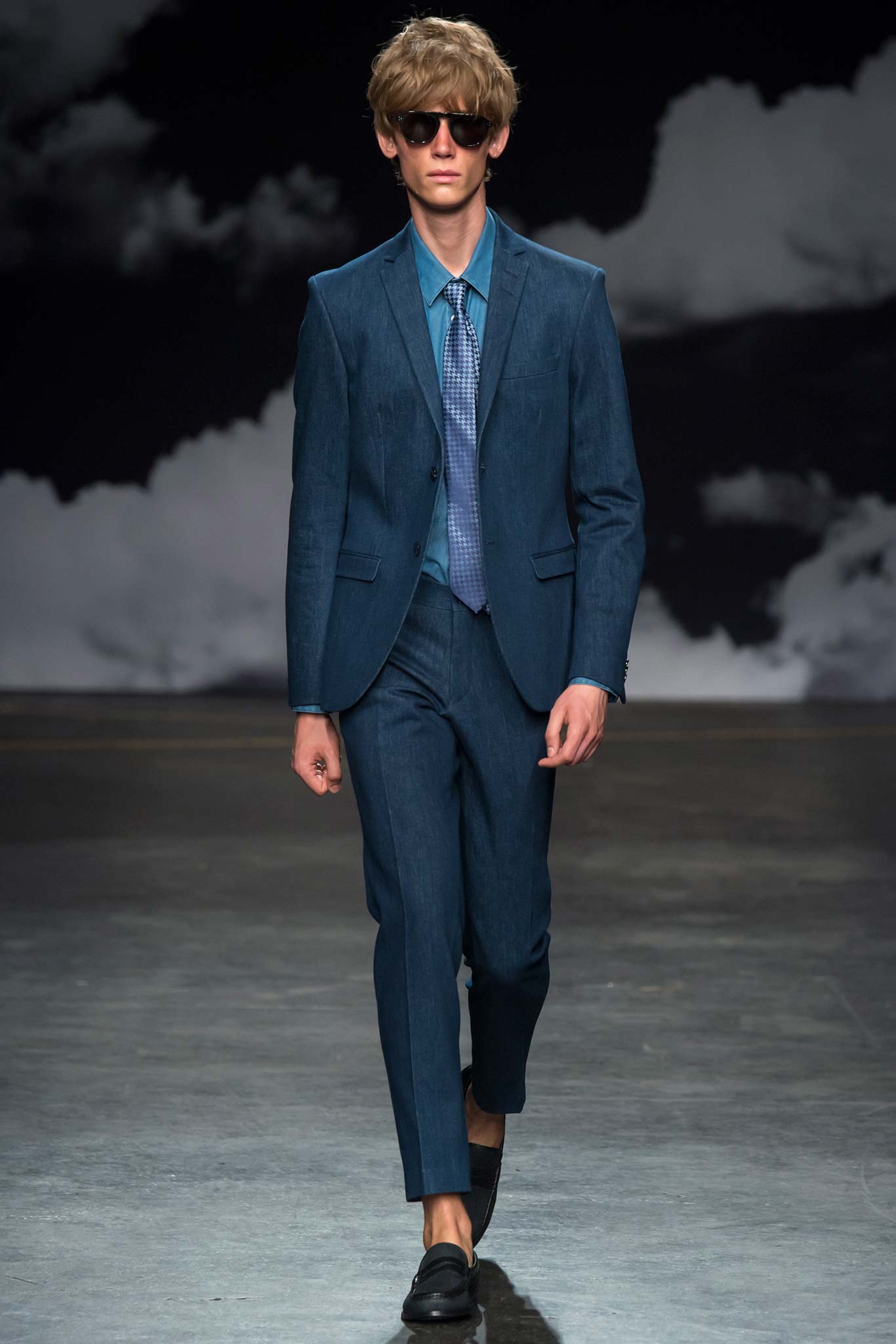 Tiger of Sweden S/S 16 Menswear Look 33