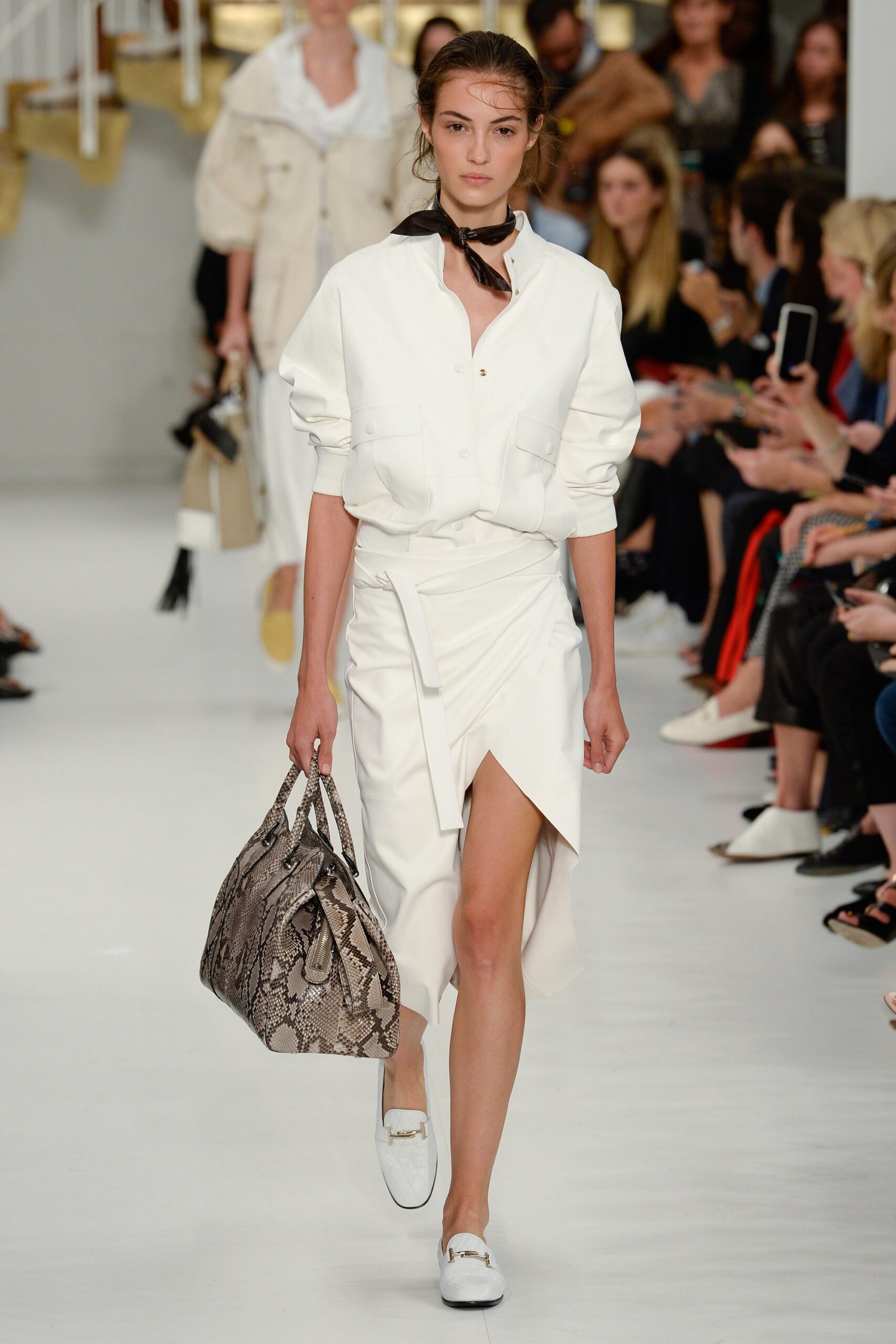 Tod’s S/S 18 Look 2