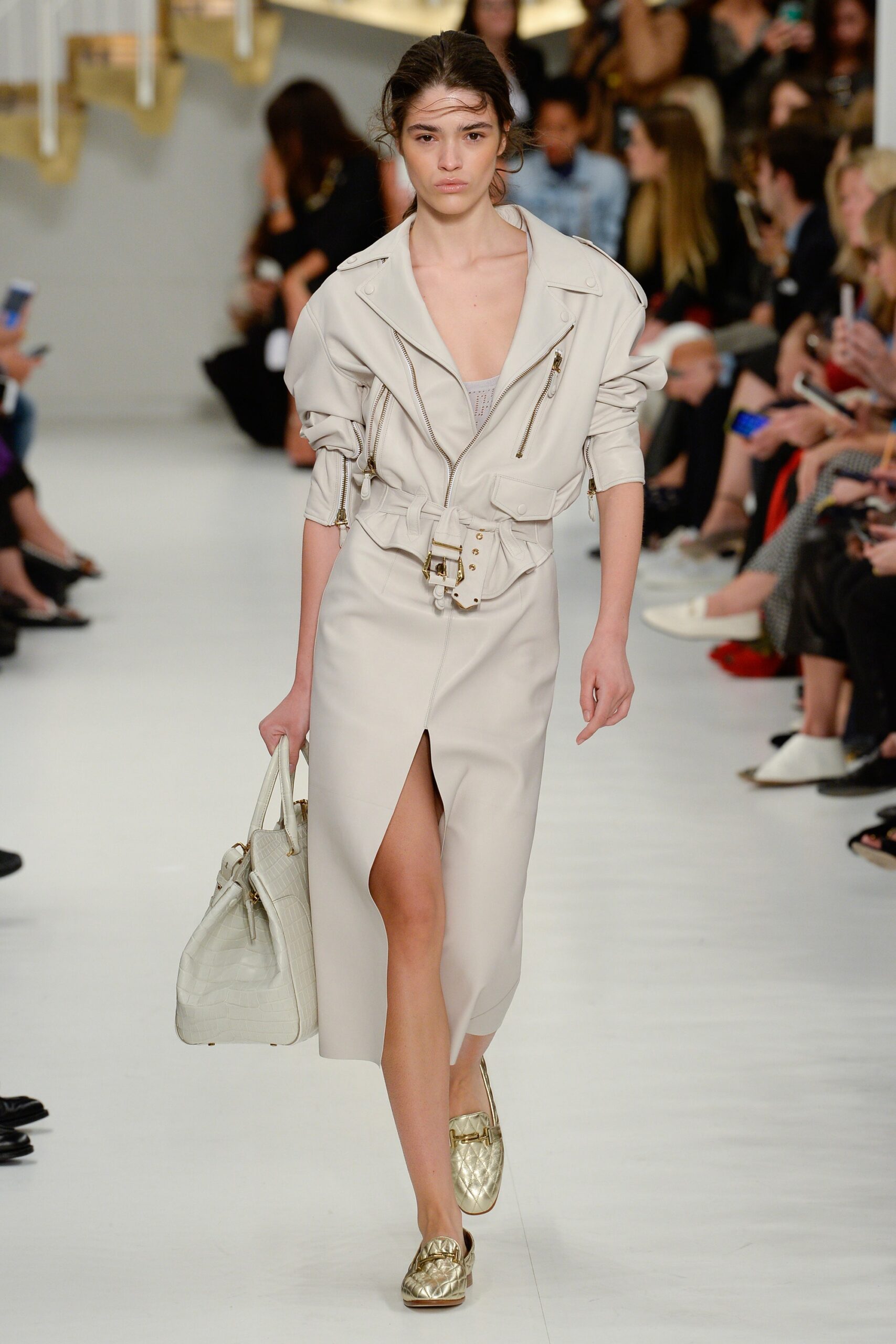 Tod’s S/S 18 Look 6