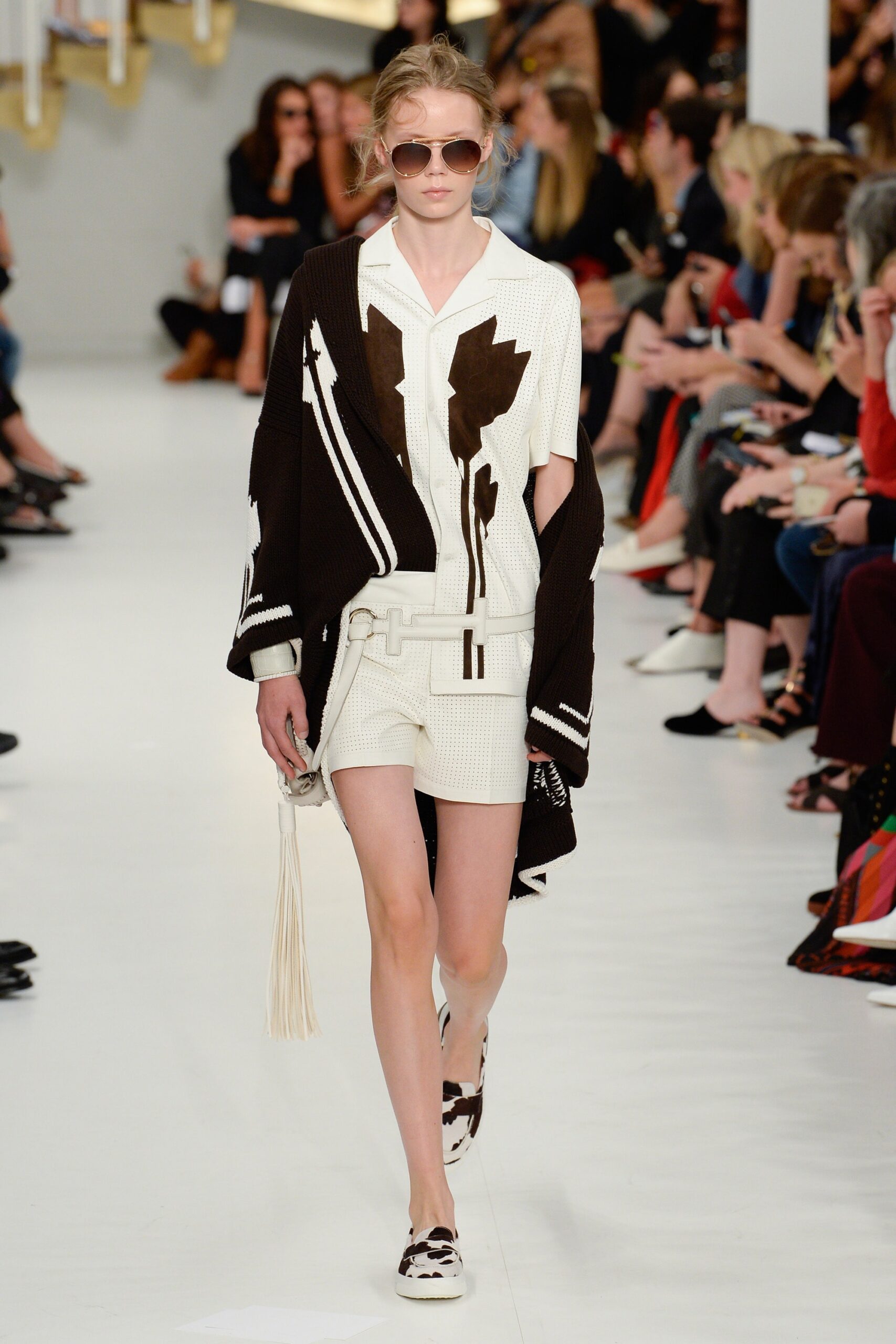 Tod’s S/S 18 Look 27
