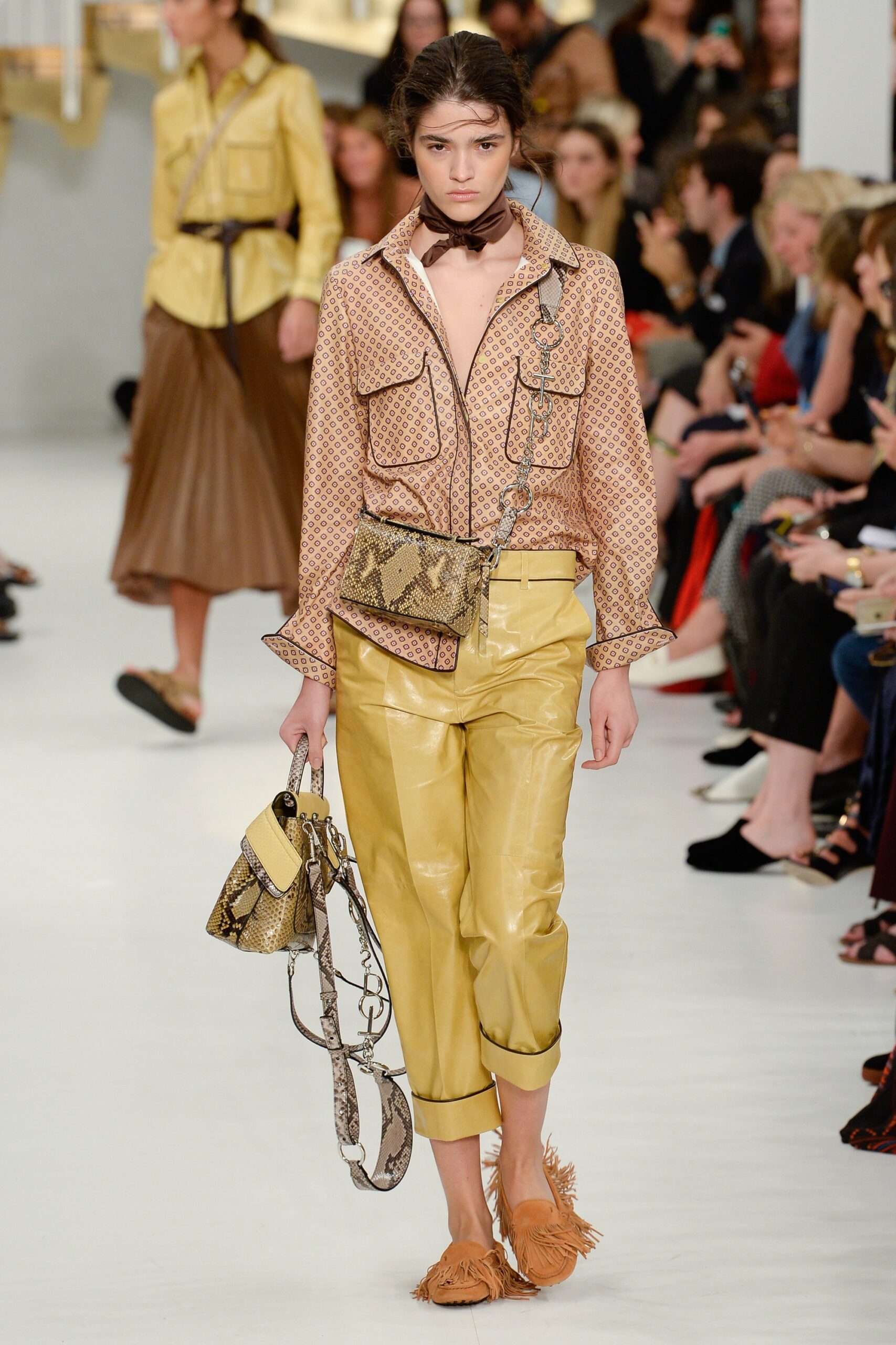 Tod’s S/S 18 Look 34
