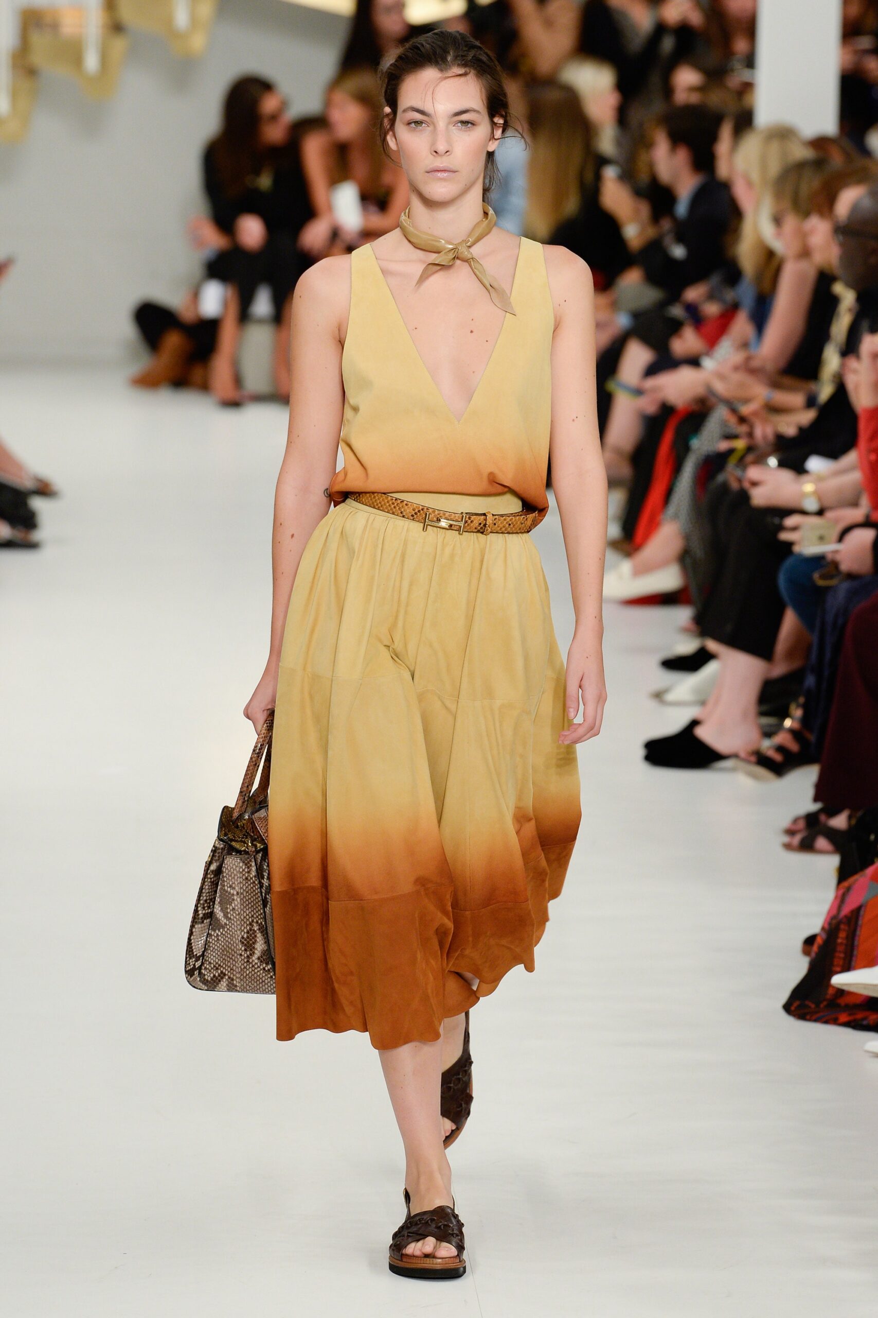 Tod’s S/S 18 Look 39