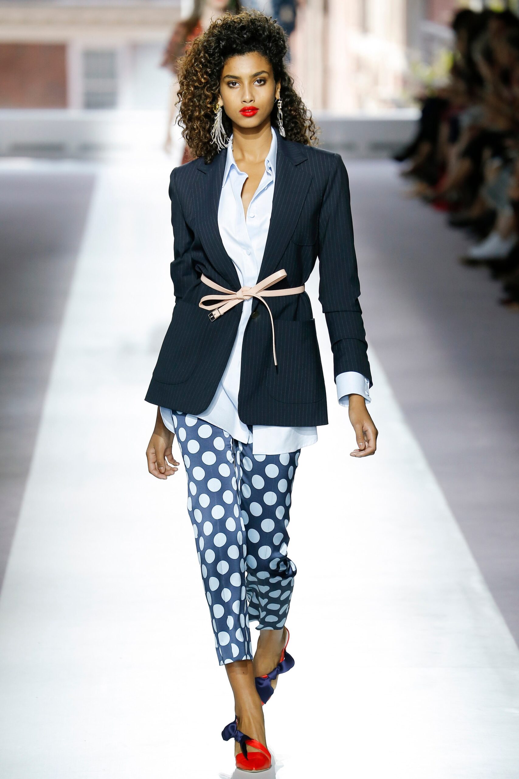Topshop Unique Spring 2016 Ready-to-Wear