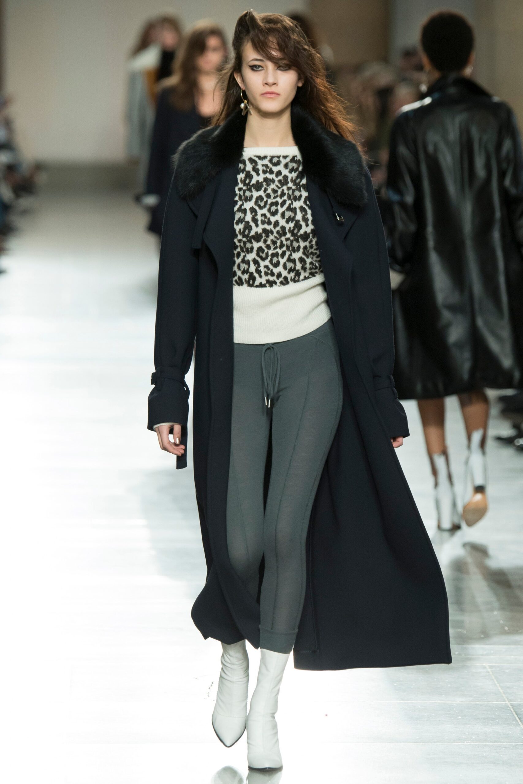 Topshop Unique F/W 16 Look 3