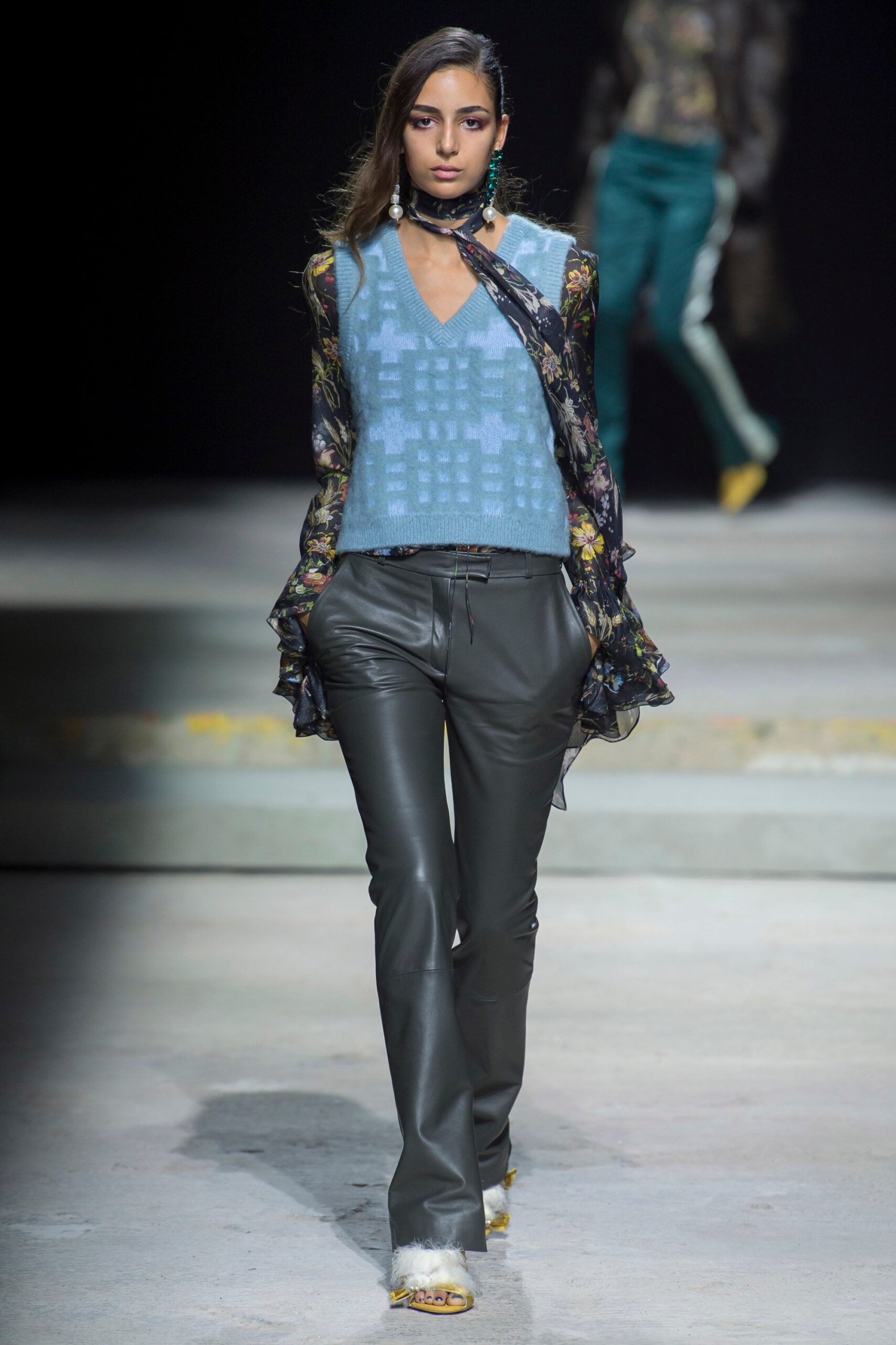 Topshop Unique S/S 18 Look 5