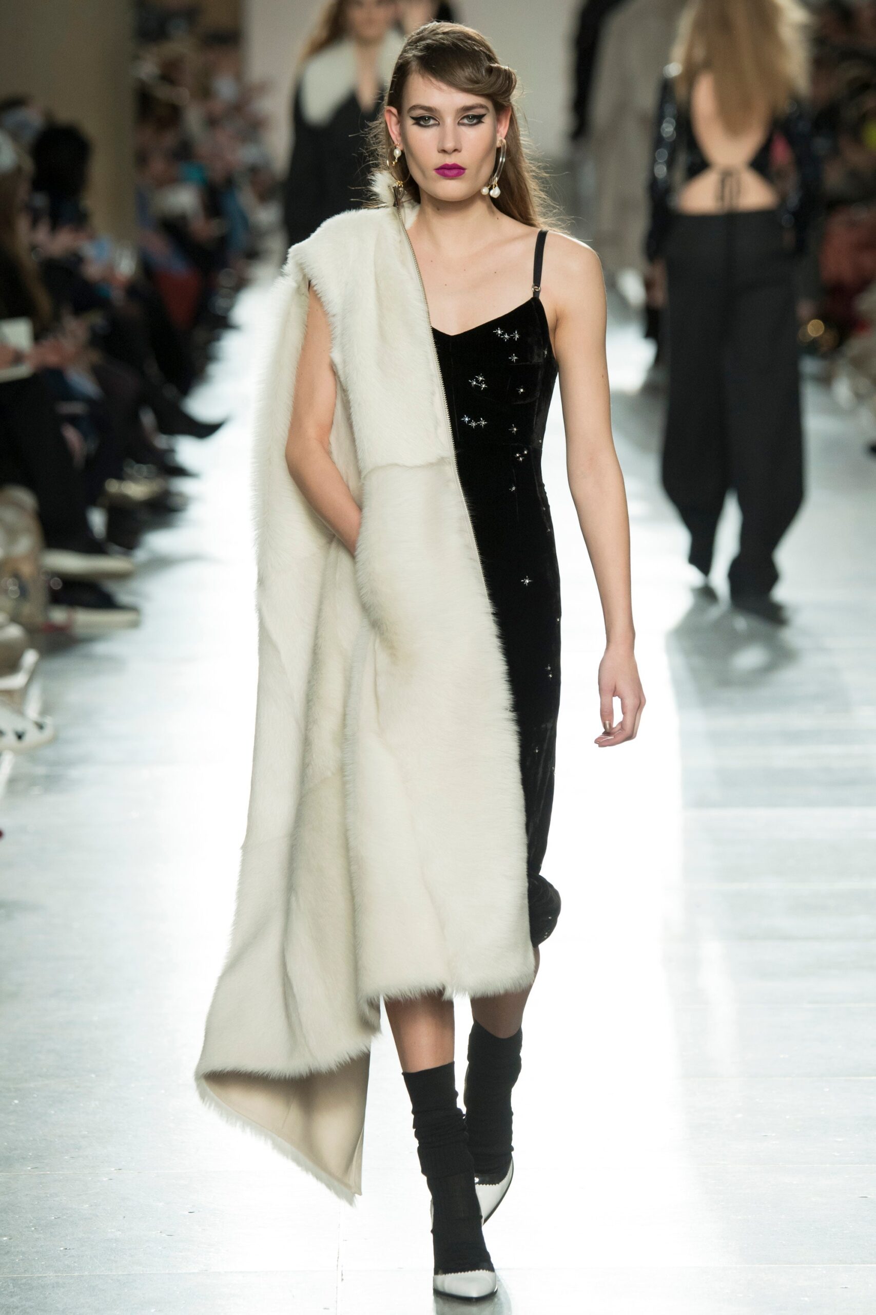 Topshop Unique F/W 16 Look 21
