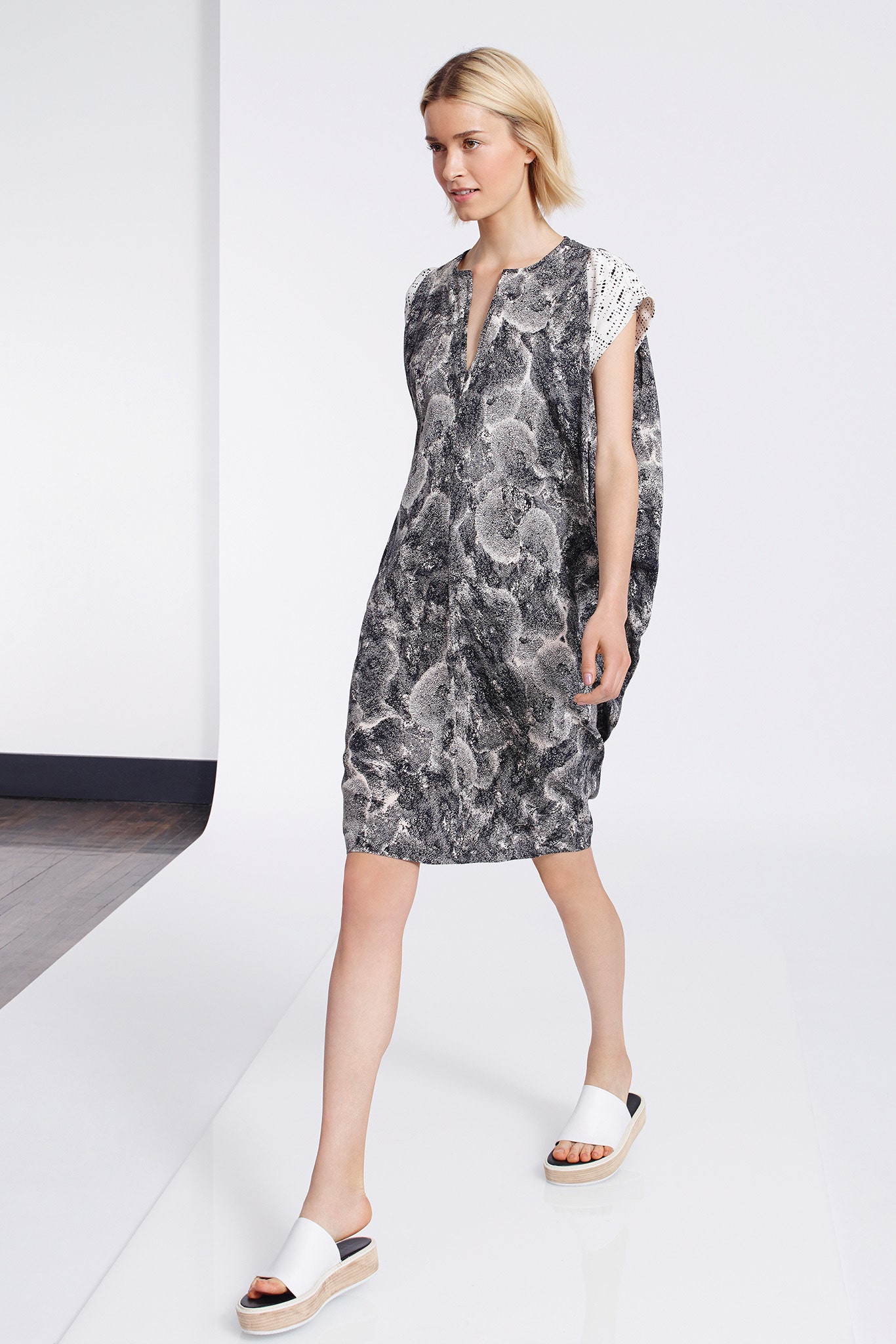 TSE Resort 15 Look 8