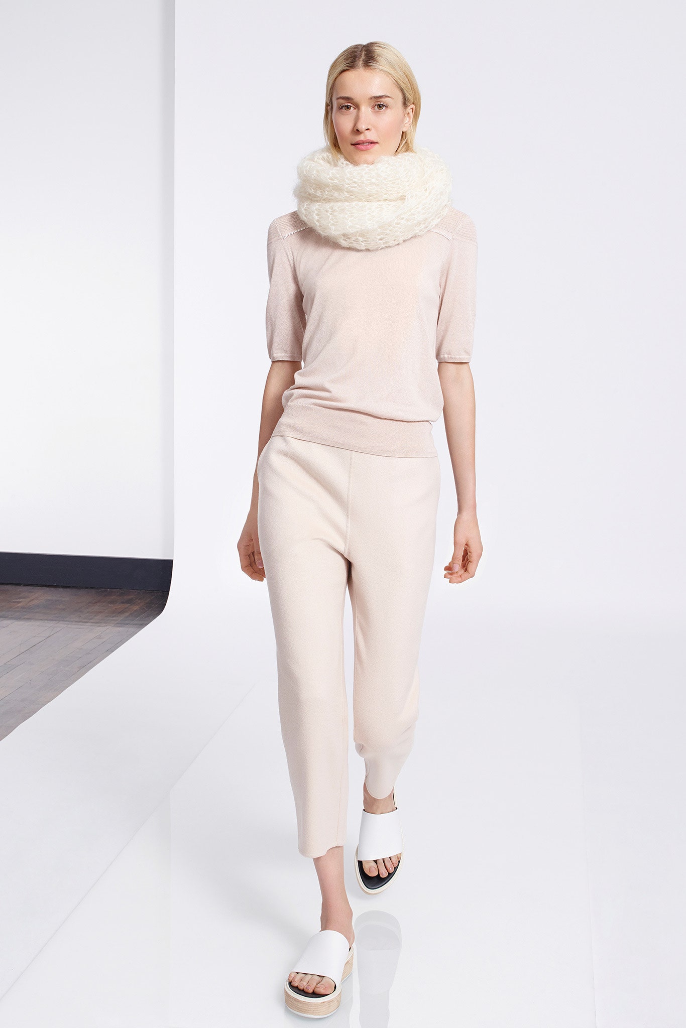 TSE Resort 15 Look 16