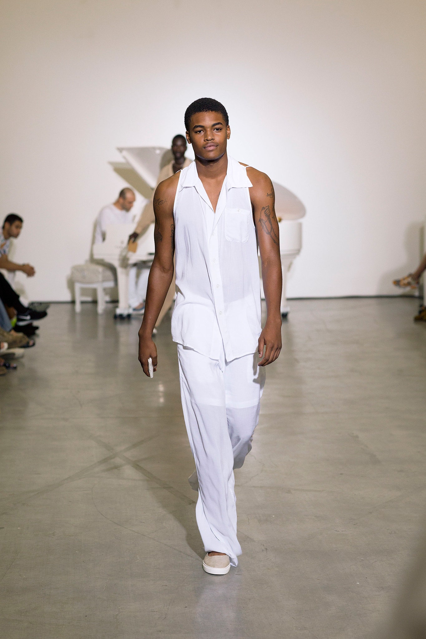 Telfar S/S 15 Look 46