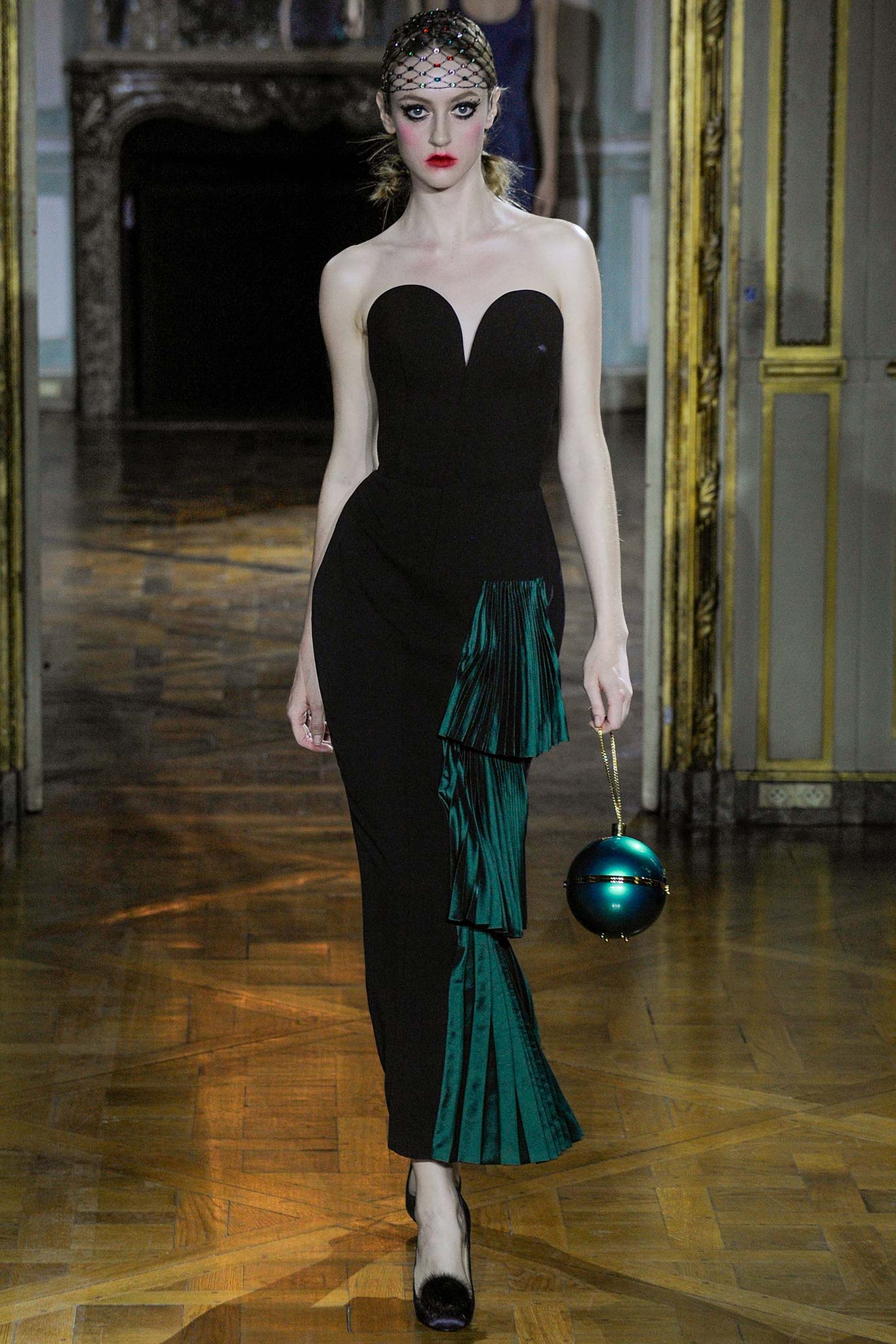 Ulyana Sergeenko F/W 15 Couture Look 6