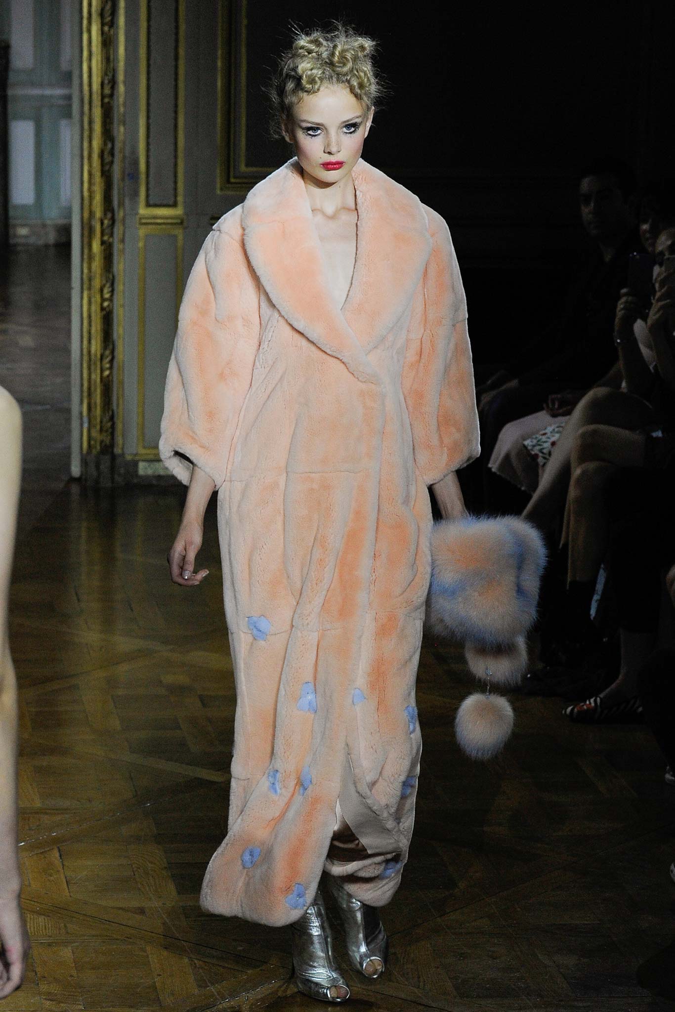 Ulyana Sergeenko F/W 15 Couture Look 15