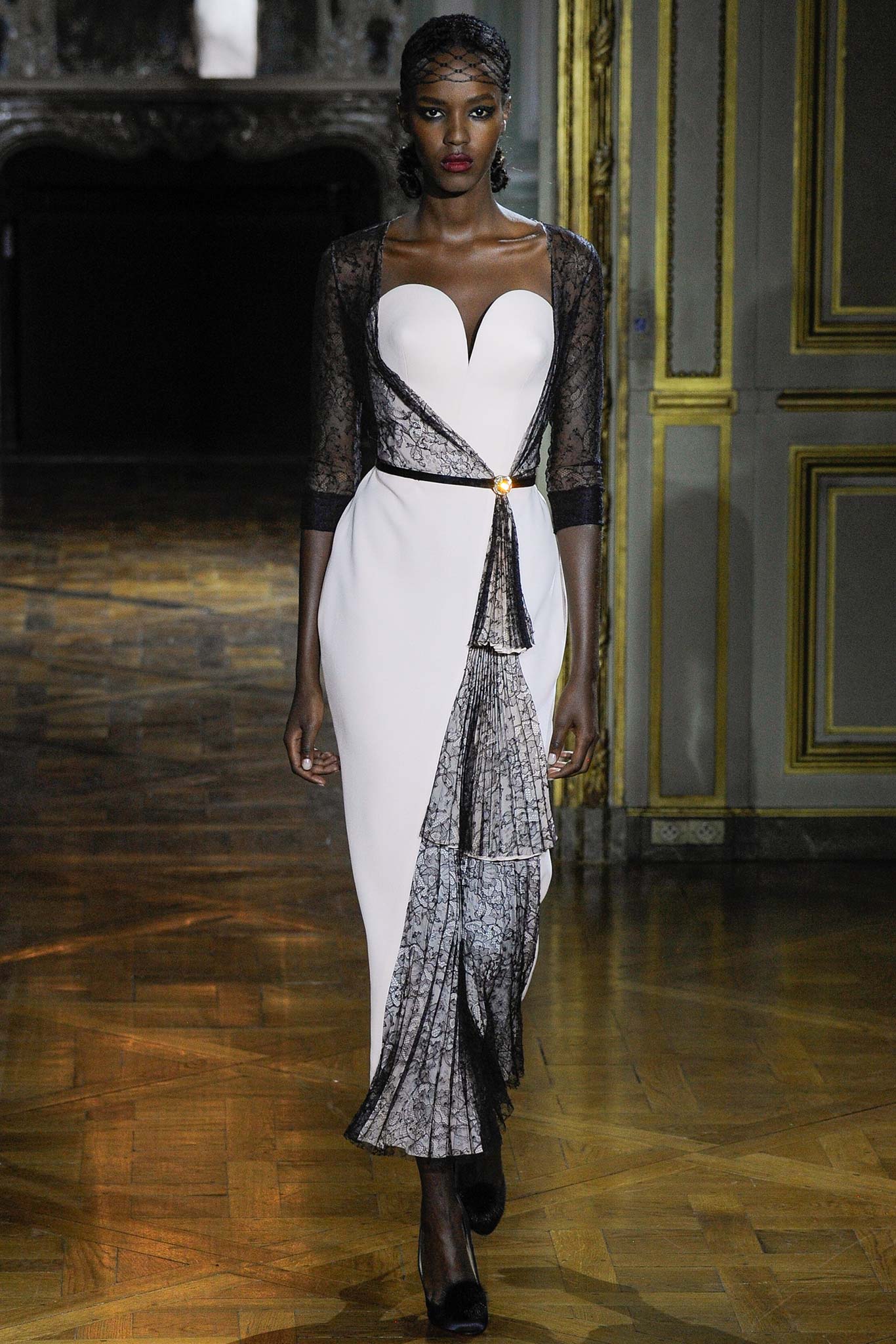 Ulyana Sergeenko F/W 15 Couture Look 19
