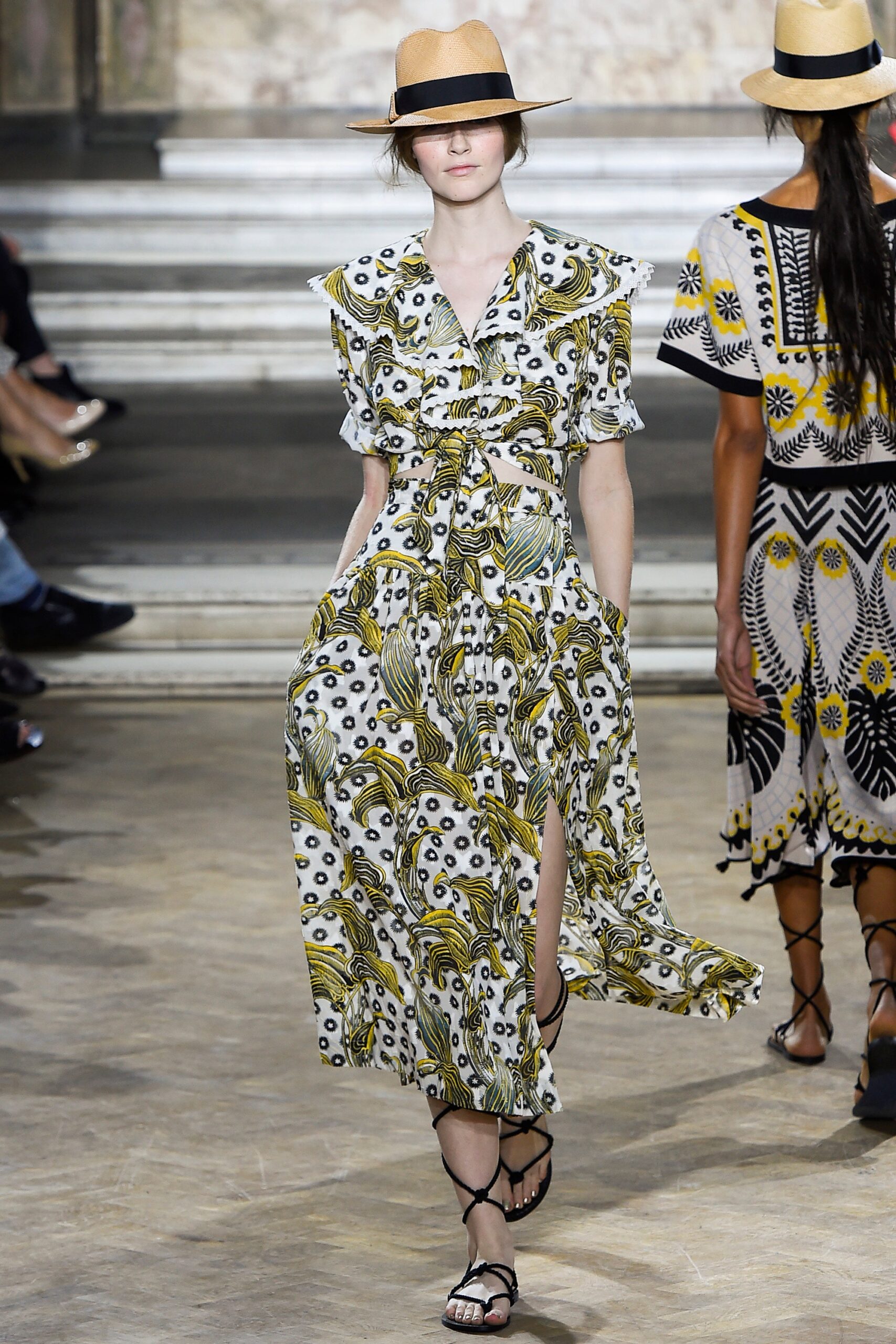 Temperley London S/S 16 Look 11