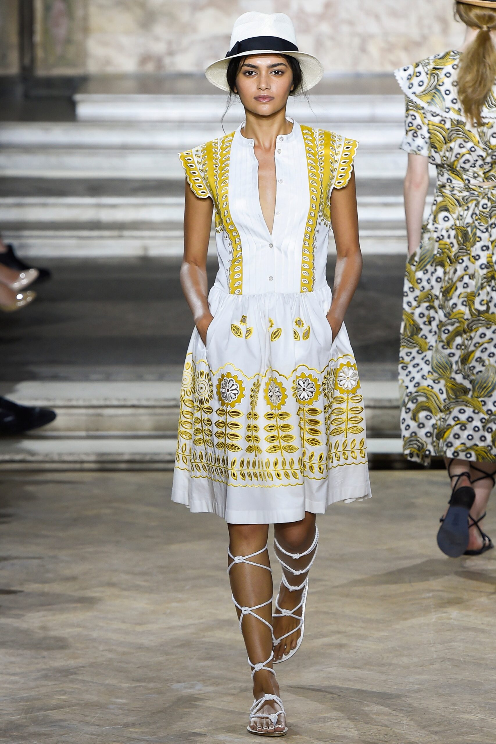 Temperley London S/S 16 Look 12