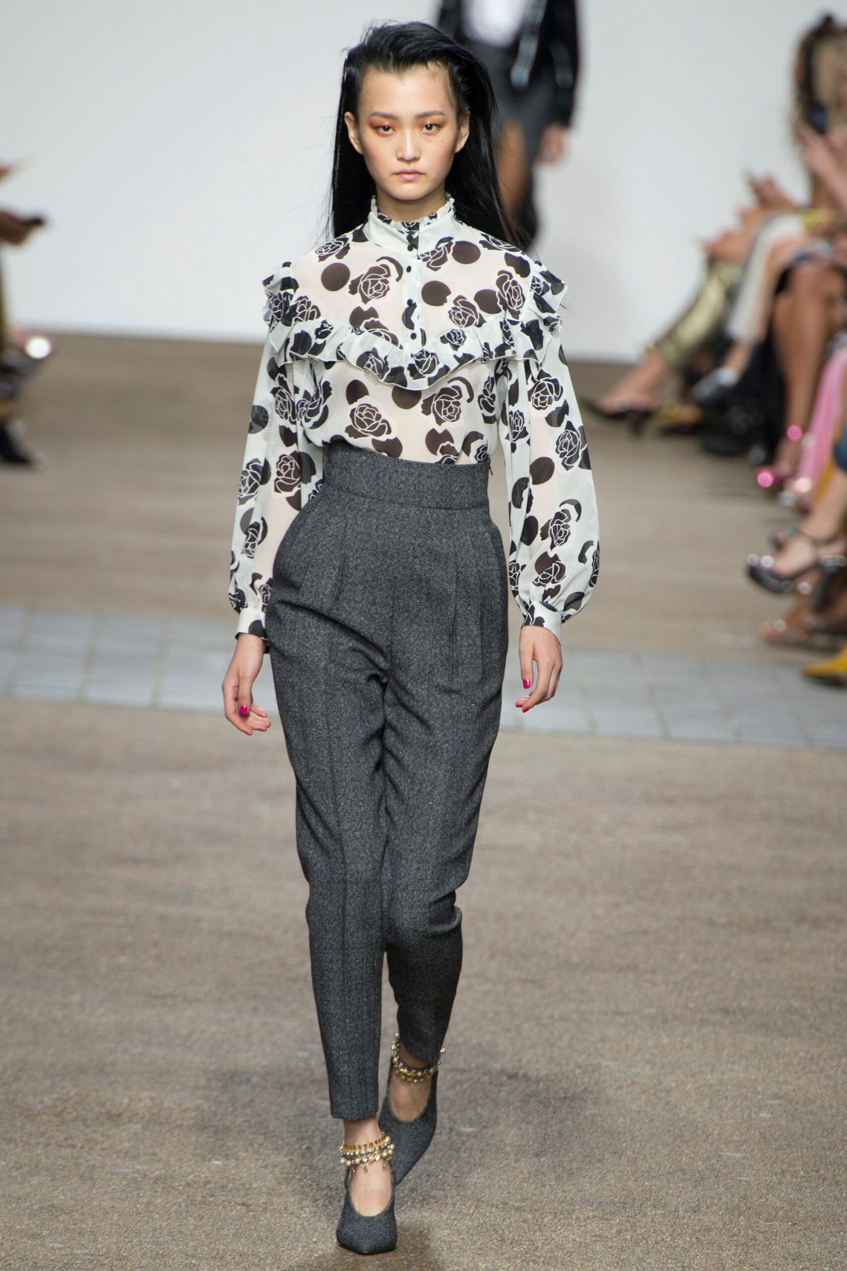 Topshop Unique S/S 17 Look 9