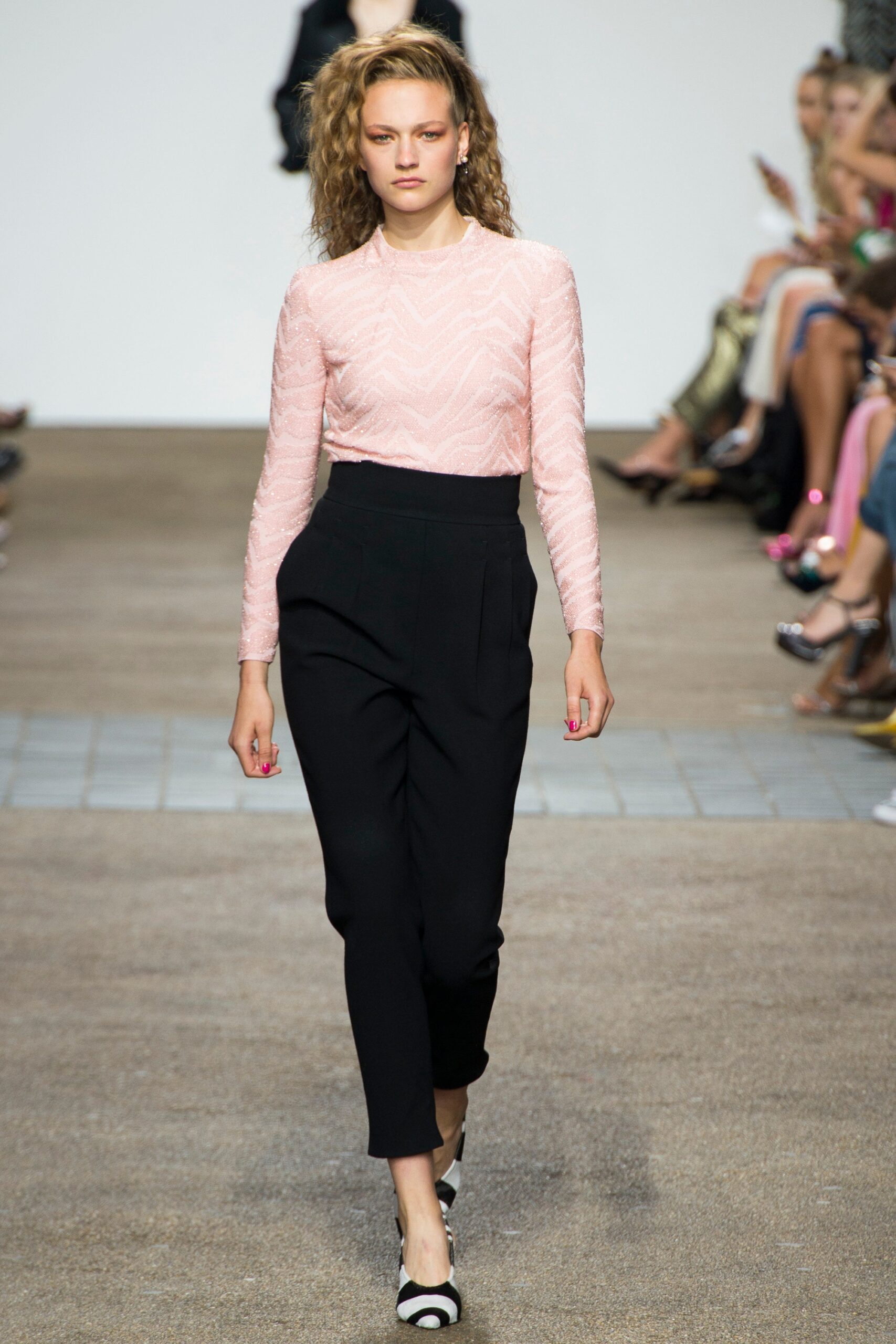 Topshop Unique S/S 17 Look 21