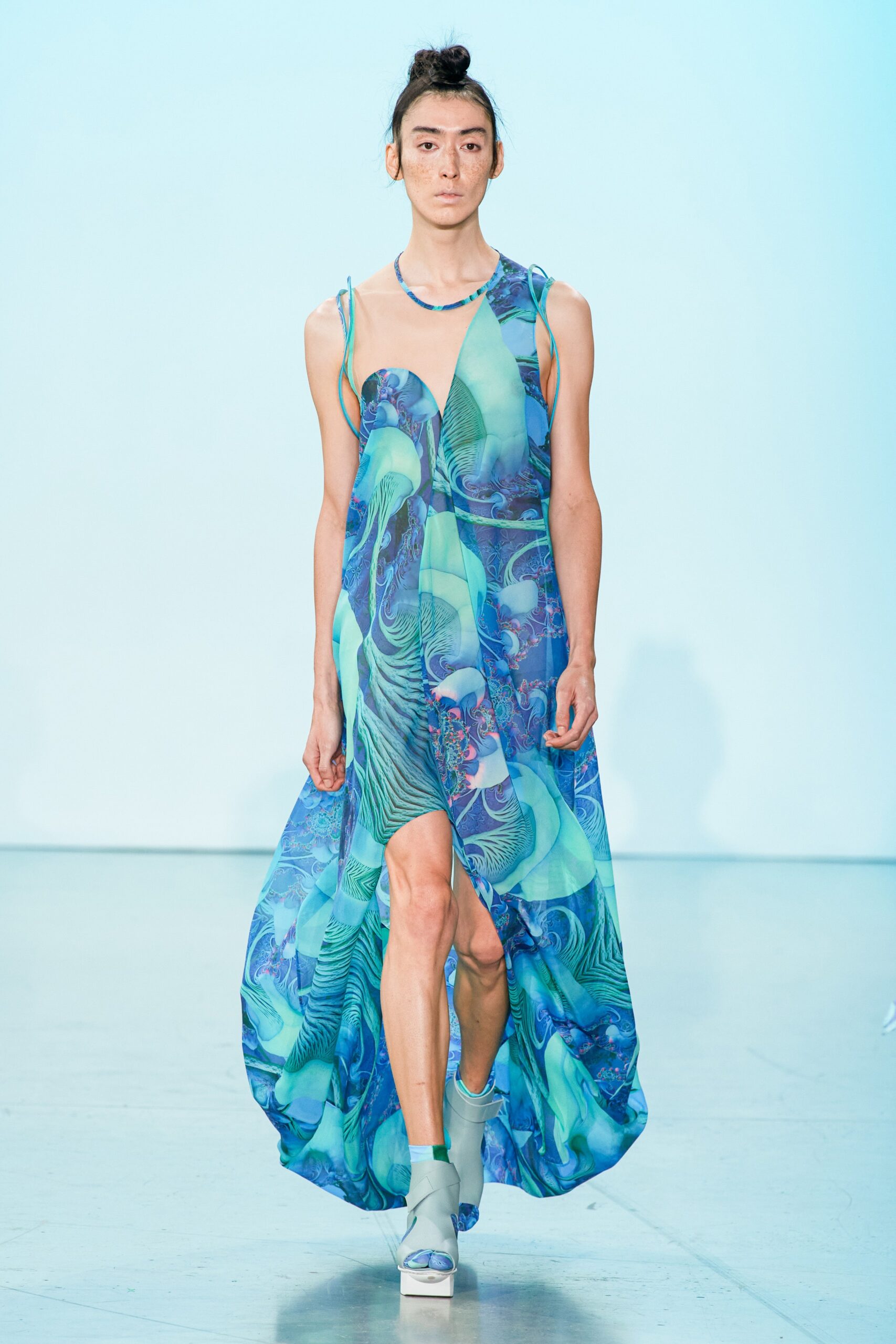 Threeasfour S/S 22 Look 21