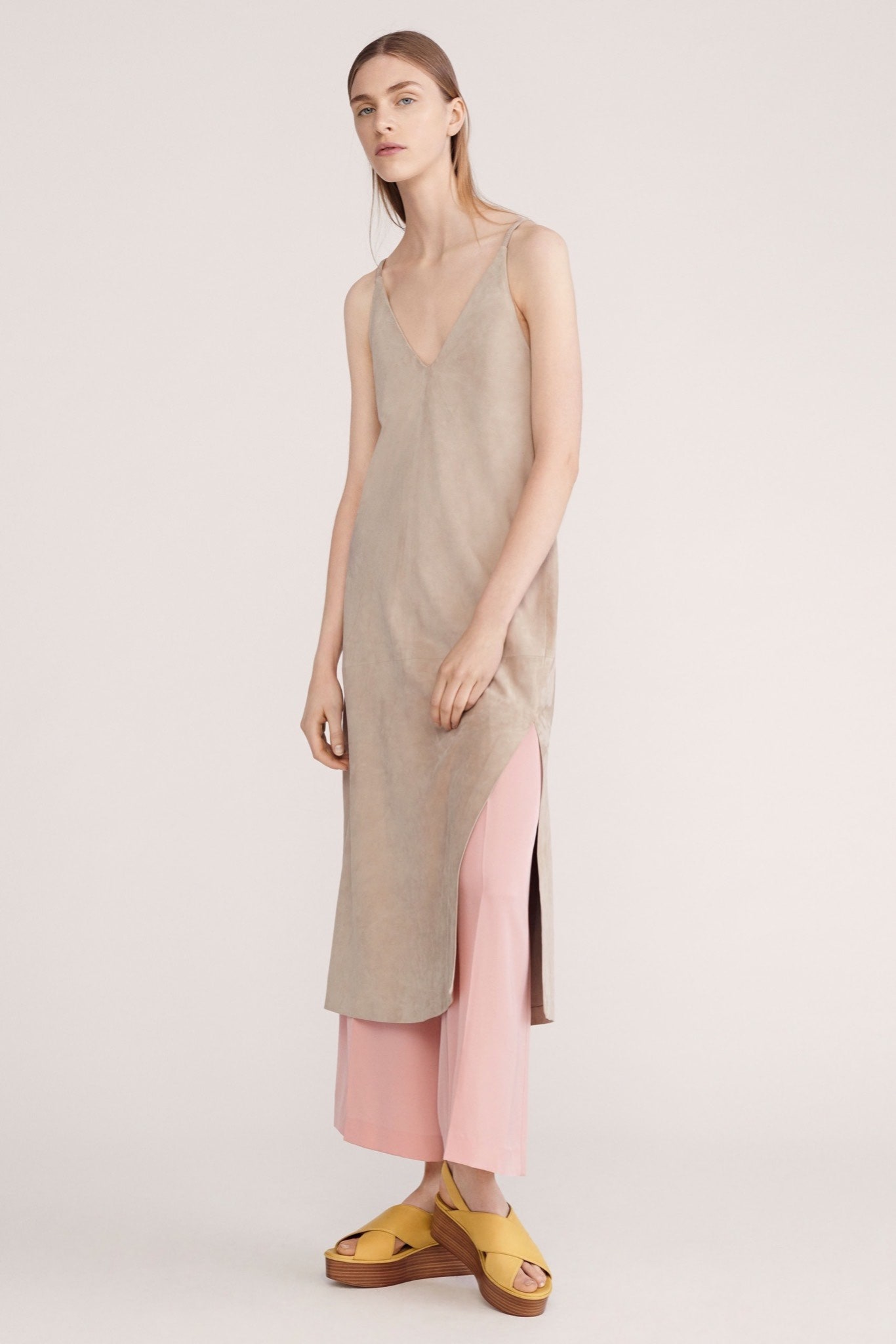 Theory Resort 16 Look 1