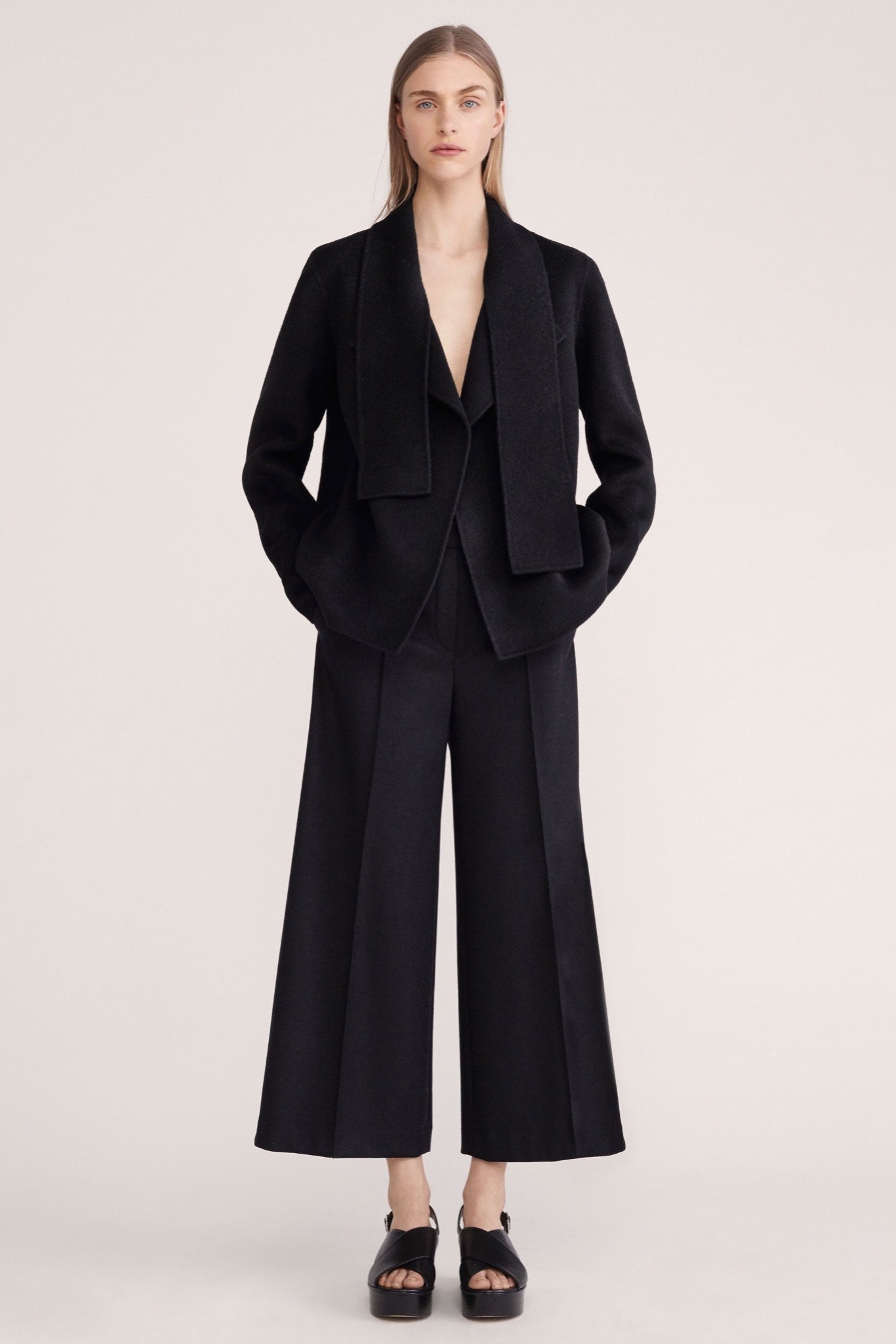 Theory Resort 16 Look 6
