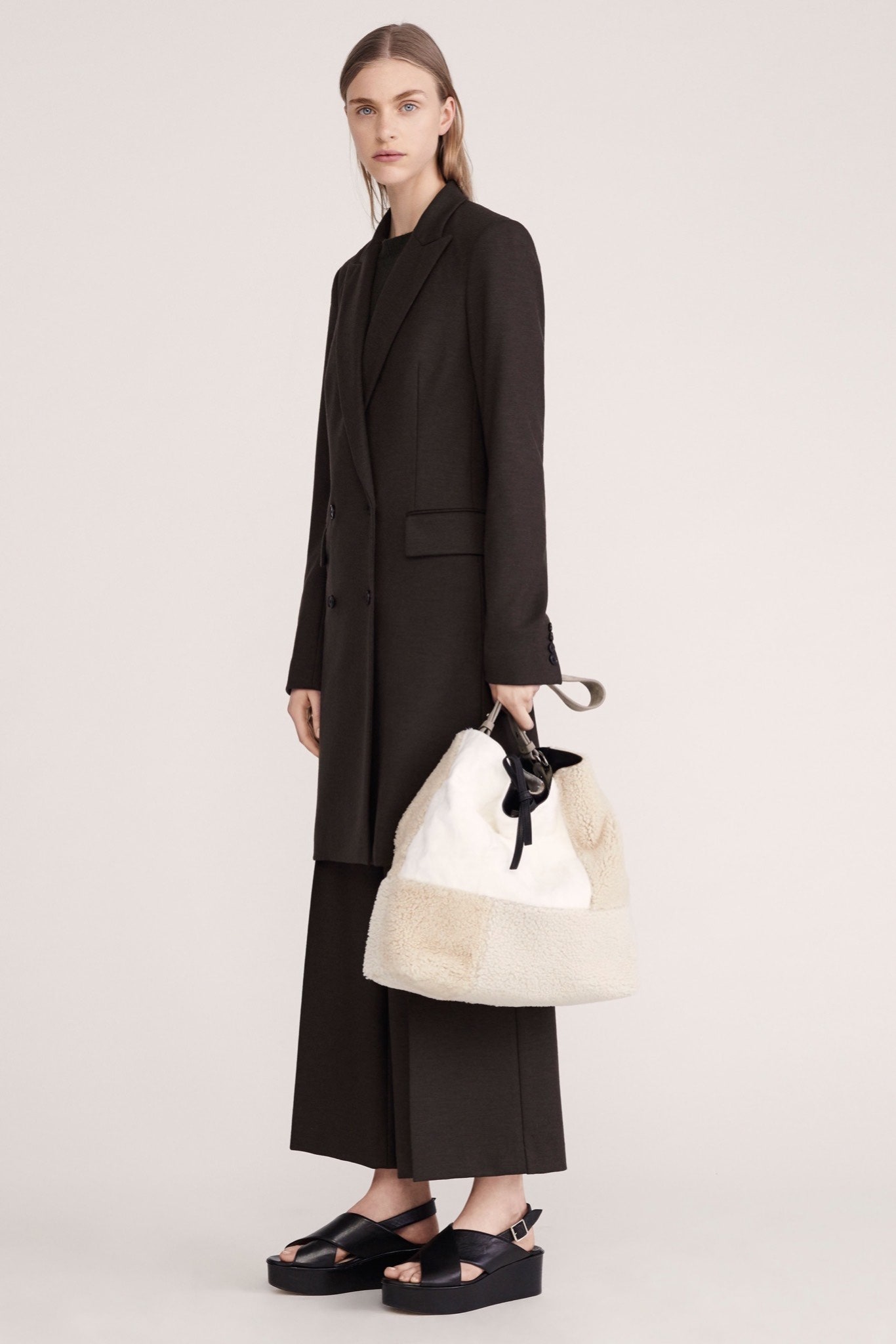 Theory Resort 16 Look 11