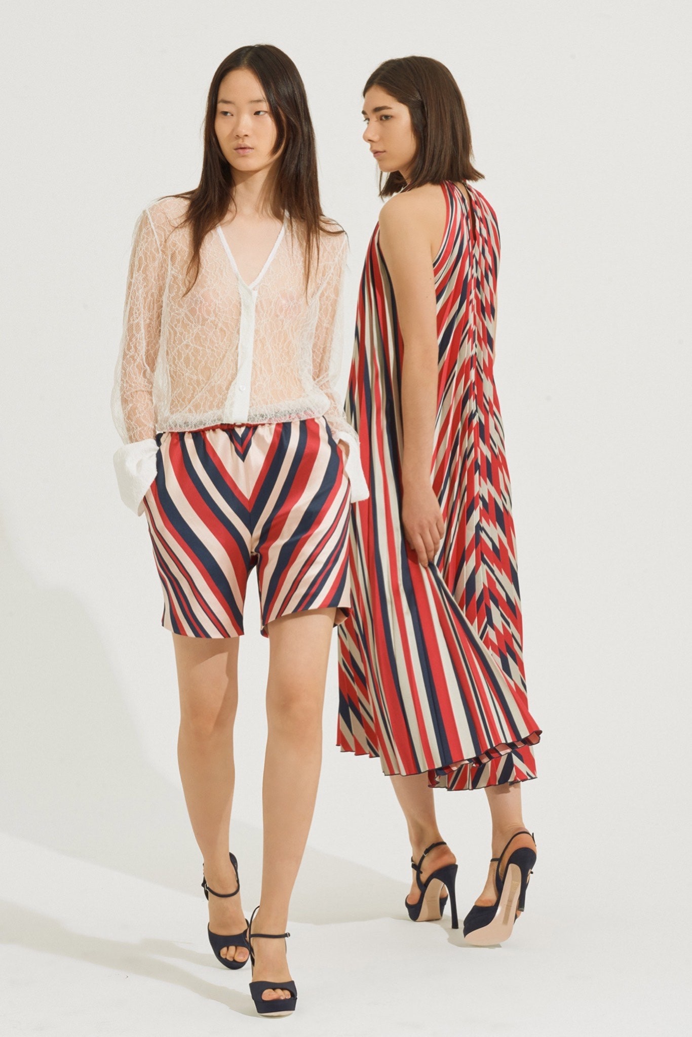 Tome Resort 16 Look 25